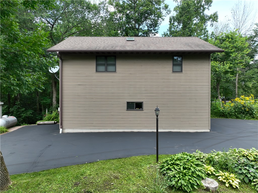 Cornell, Wisconsin, 54732, United States, 3 Bedrooms Bedrooms, ,3 BathroomsBathrooms,Residential,For Sale,1919969