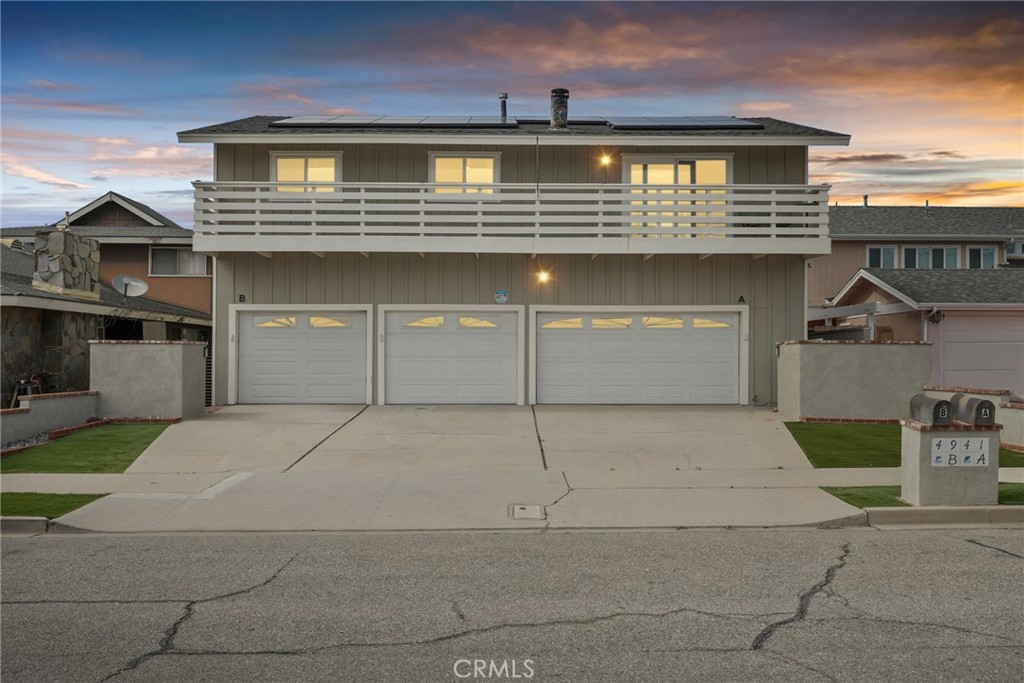 Oxnard, California, 93035, United States, 5 Bedrooms Bedrooms, ,1 BathroomBathrooms,Residential,For Sale,1847302