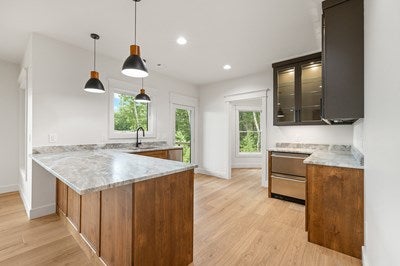 Blairsville, Georgia, 30512, United States, 4 Bedrooms Bedrooms, ,6 BathroomsBathrooms,Residential,For Sale,1940462