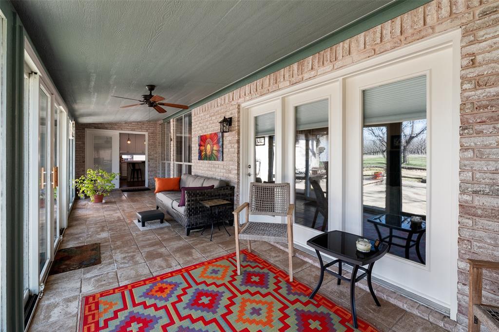 Granbury, Texas, 76049, United States, 4 Bedrooms Bedrooms, ,3 BathroomsBathrooms,Residential,For Sale,2024431