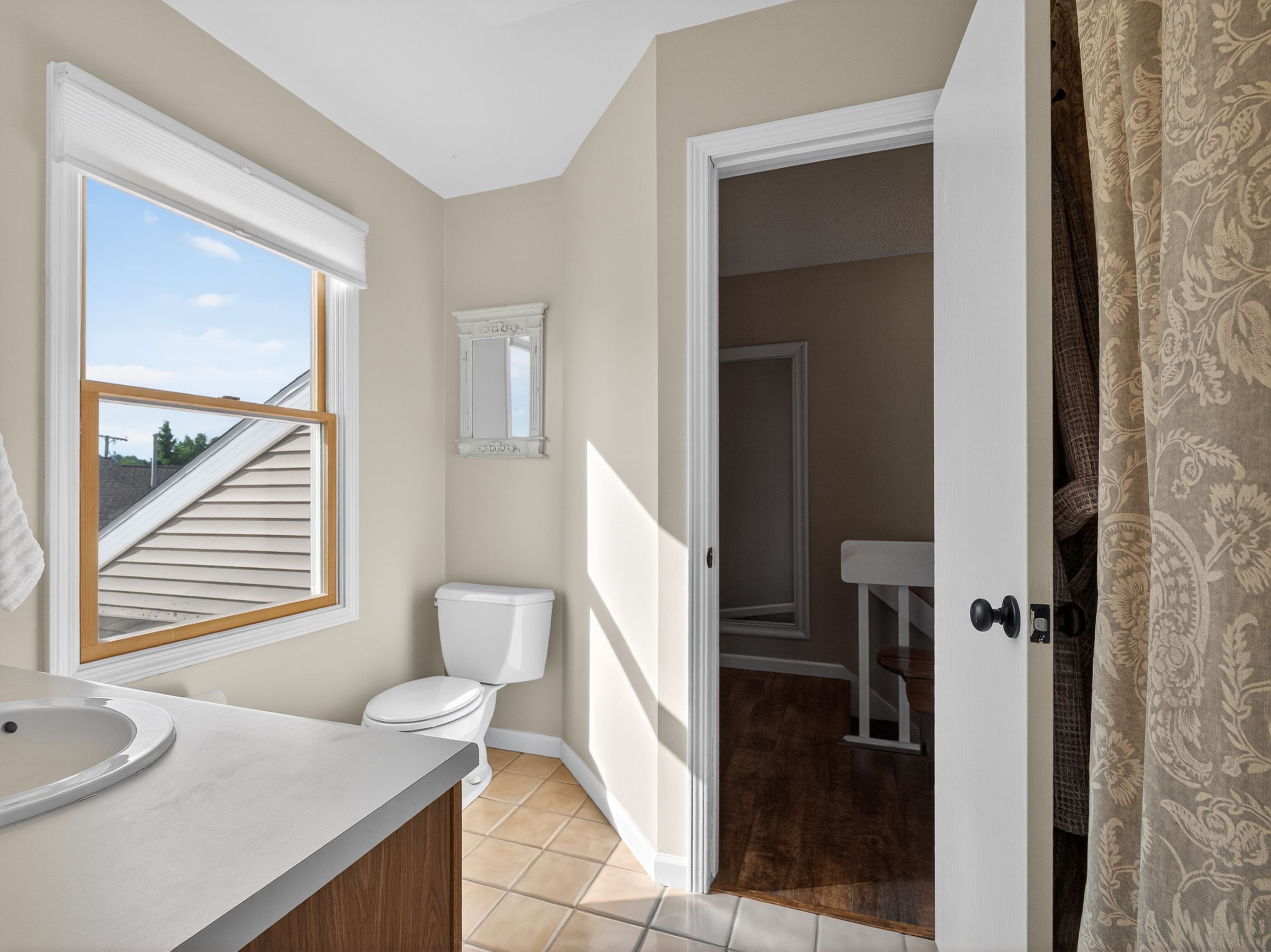  Beautifully Updated 2-Story Lakefront Condo - 物件實景