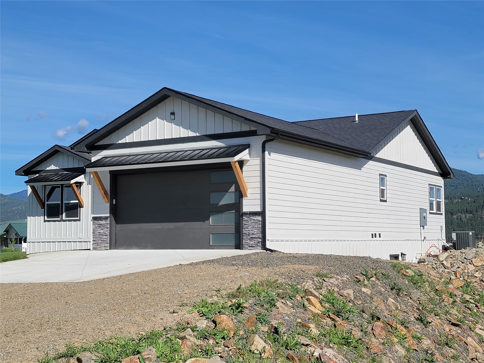 Plains, Montana, 59859, United States, 6 Bedrooms Bedrooms, ,3 BathroomsBathrooms,Residential,For Sale,1866900