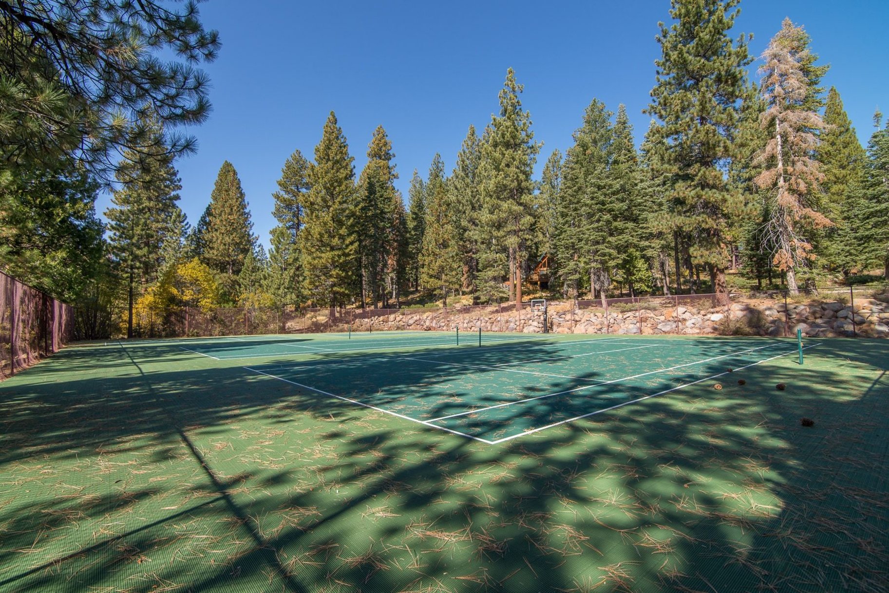  Steps to Tahoe Adventure - 物件實景