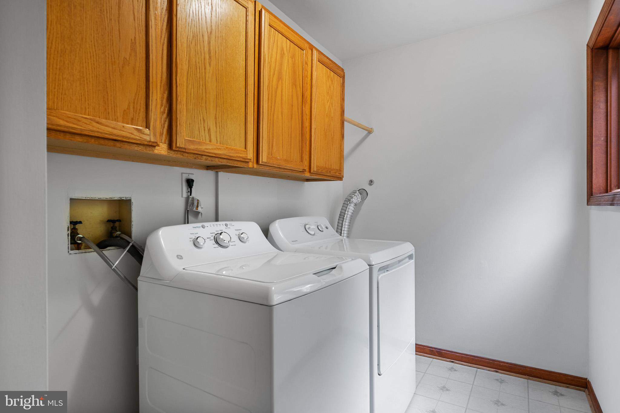 La Plata, Maryland, 20646, United States, 5 Bedrooms Bedrooms, ,4 BathroomsBathrooms,Residential,For Sale,1928558