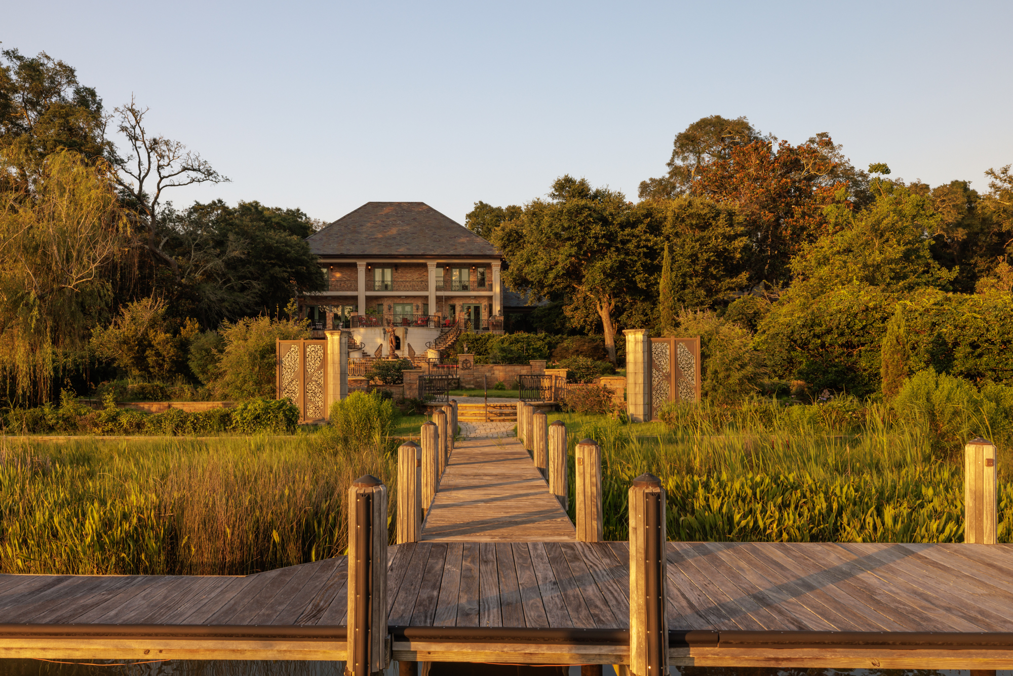  Timeless Tanglewood on Bayou Texar - 物件實景