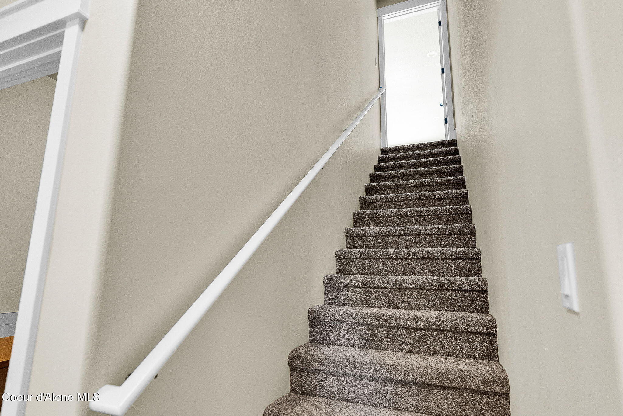 Rathdrum, Idaho, 83858, United States, 6 Bedrooms Bedrooms, ,1 BathroomBathrooms,Residential,For Sale,1989161