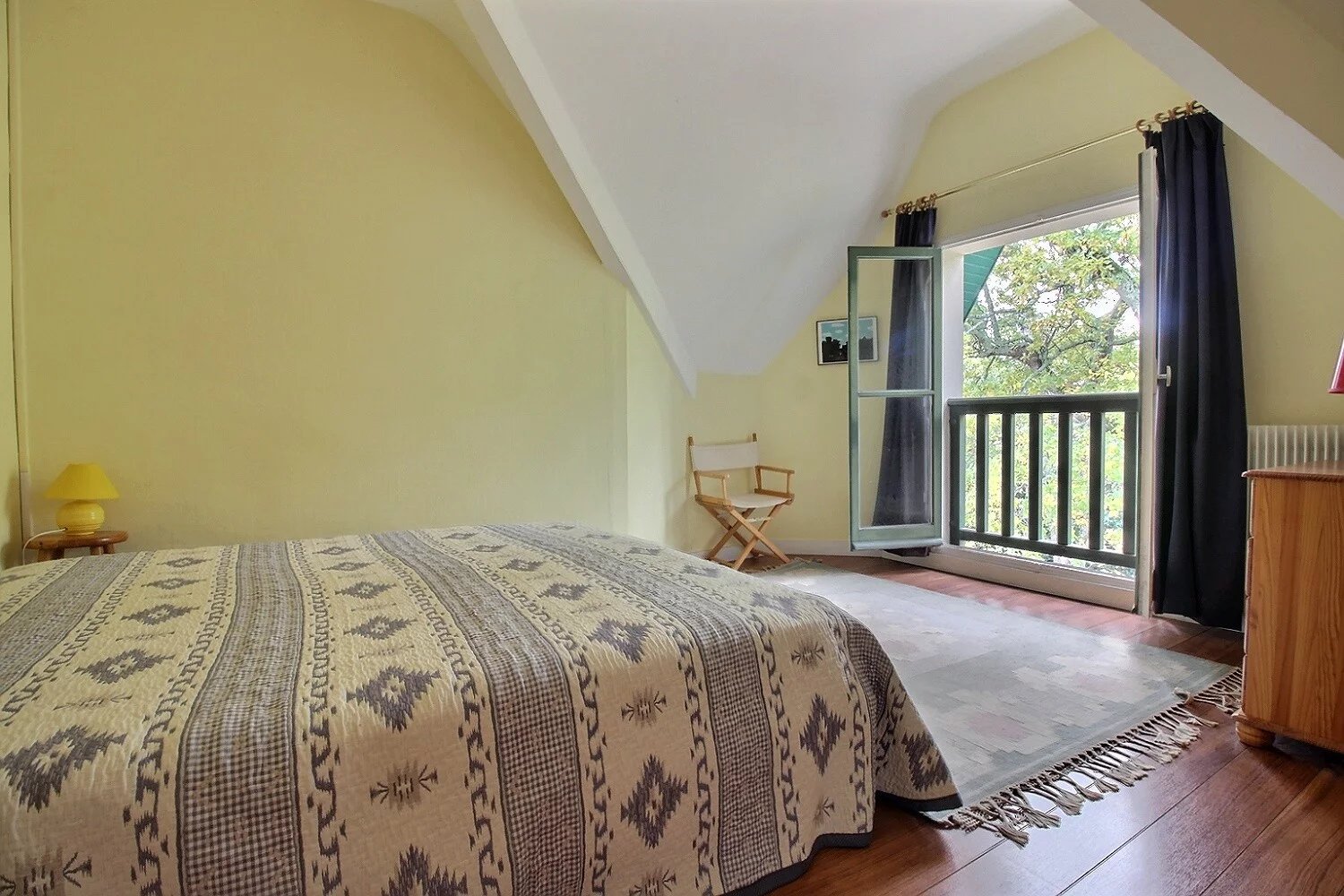 Arcachon, New Aquitaine, 33120, FR, 5 Bedrooms Bedrooms, ,3 BathroomsBathrooms,Residential,For Sale,1628138