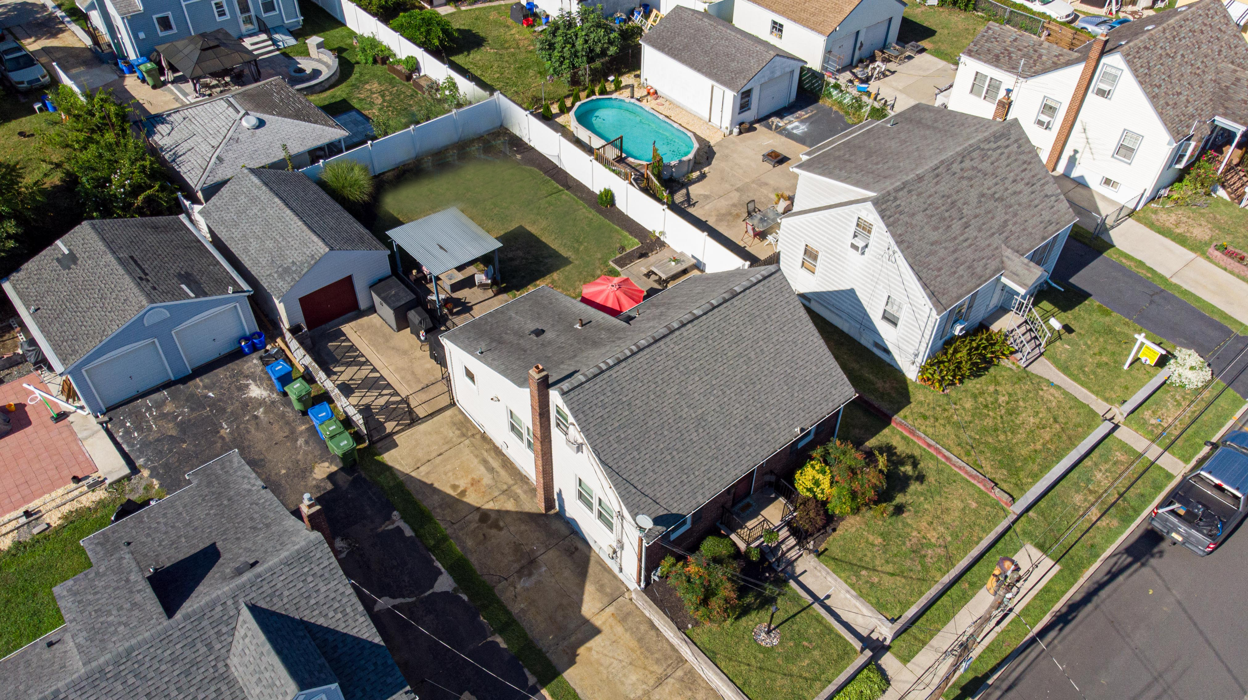 Sayreville, New Jersey, 08879, United States, 4 Bedrooms Bedrooms, ,2 BathroomsBathrooms,Residential,For Sale,1943409