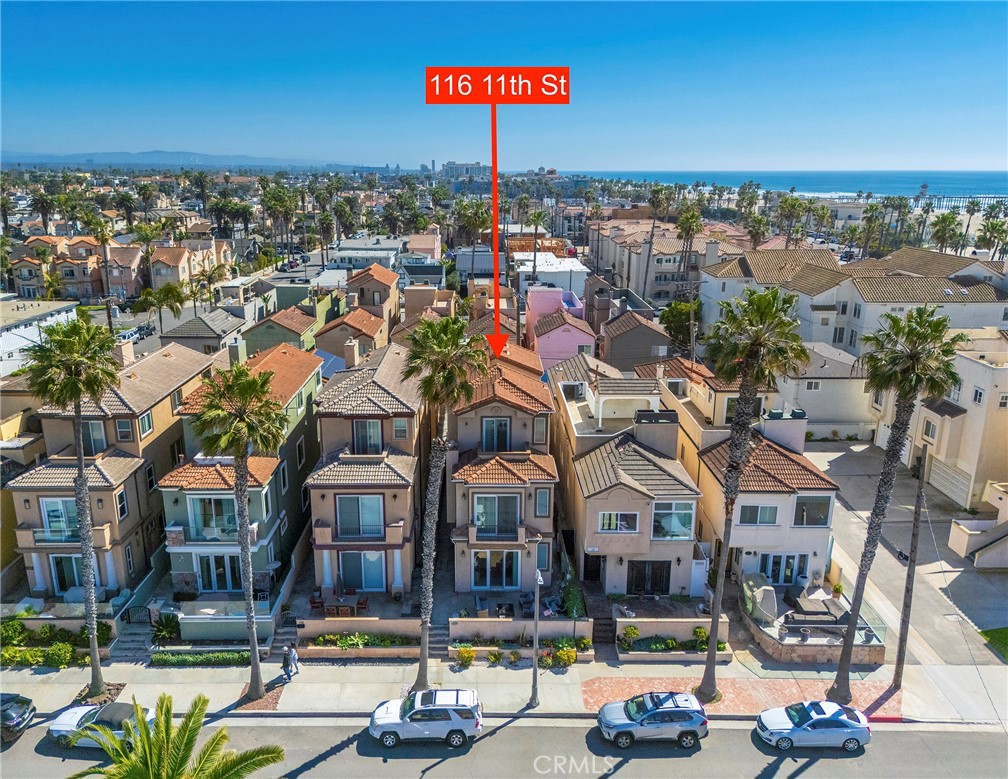 Huntington Beach, California, 92648, United States, 3 Bedrooms Bedrooms, ,4 BathroomsBathrooms,Residential,For Sale,1897780