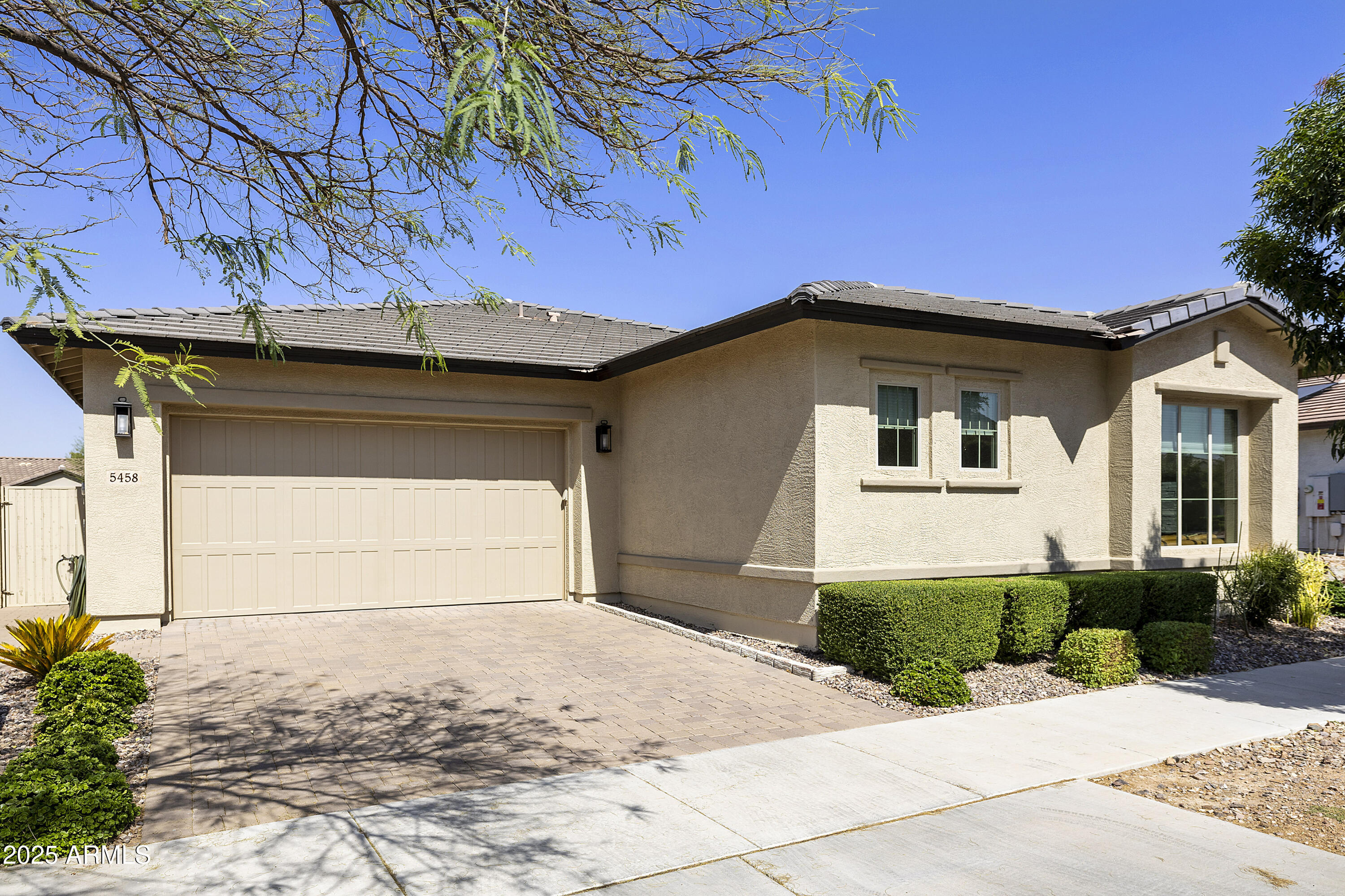 Mesa, Arizona, 85212, United States, 2 Bedrooms Bedrooms, ,Residential,For Sale,1919975