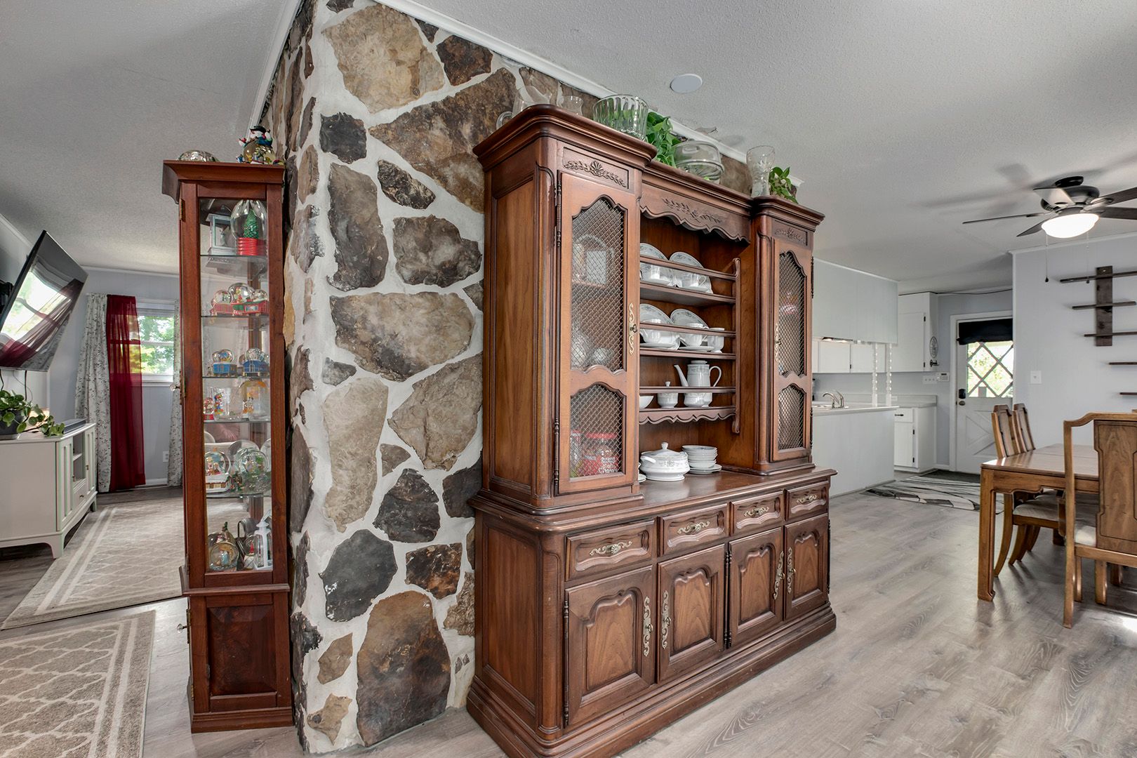 Harriman, Tennessee, 37748, United States, 3 Bedrooms Bedrooms, ,3 BathroomsBathrooms,Residential,For Sale,2011405