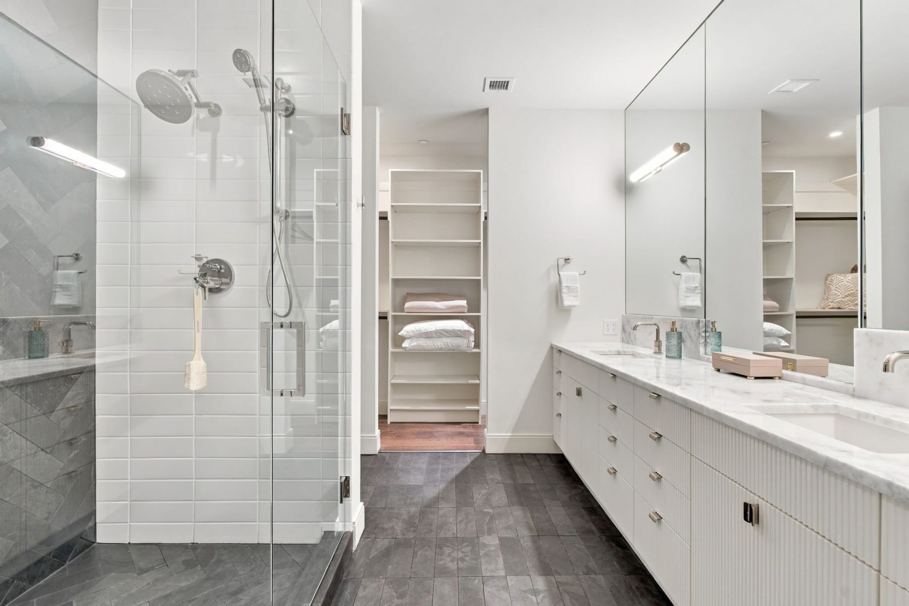  21 D AVE #4 Lake Oswego, OR 97034 - 物件實景