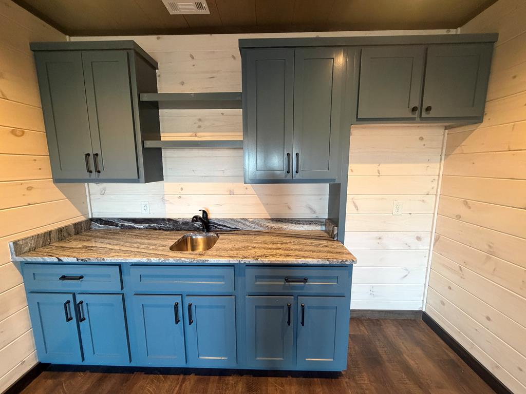 Mineral Bluff, Georgia, 30559, United States, 4 Bedrooms Bedrooms, ,4 BathroomsBathrooms,Residential,For Sale,2010498