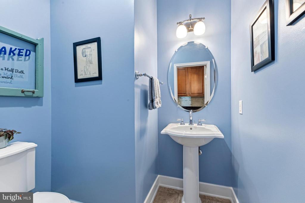 Leesburg, Virginia, 20175, United States, 3 Bedrooms Bedrooms, ,4 BathroomsBathrooms,Residential,For Sale,2049471