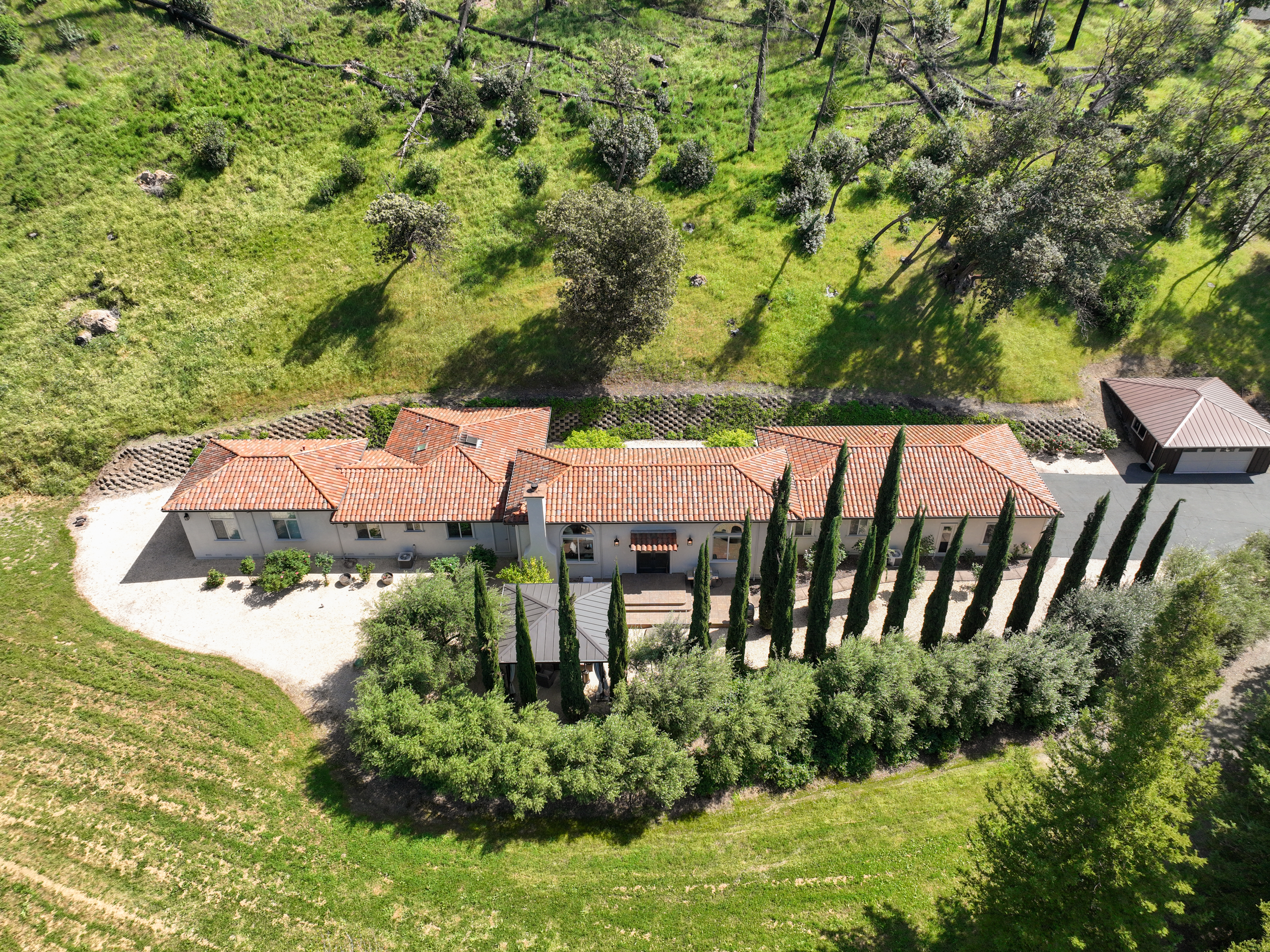  Stunning Mediterranean Estate - 物件實景