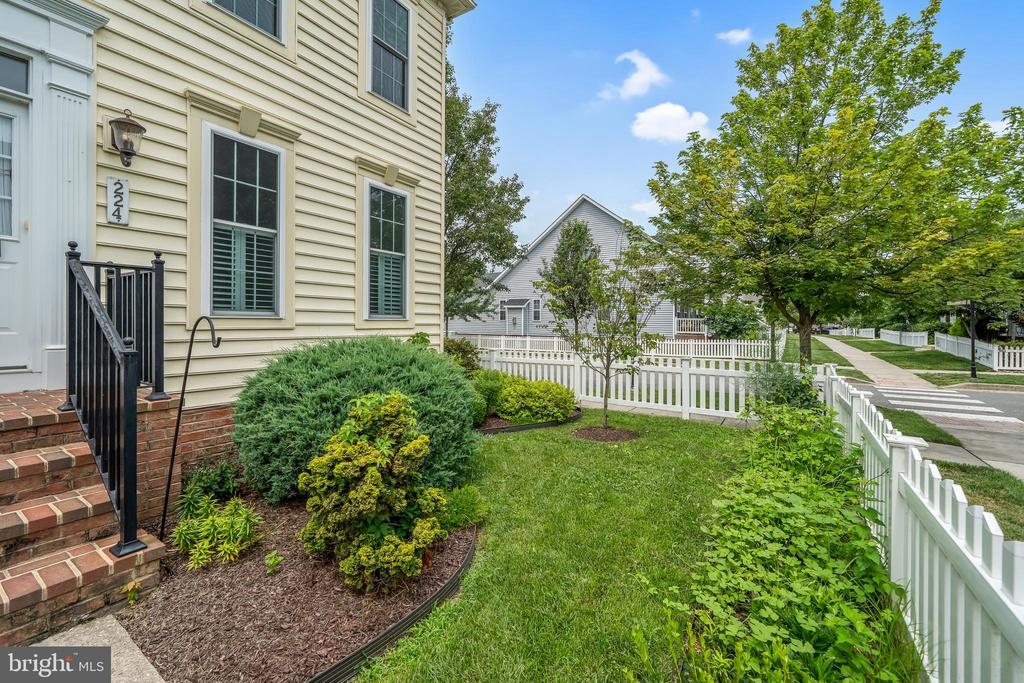 Milton, Delaware, 19968, United States, 4 Bedrooms Bedrooms, ,4 BathroomsBathrooms,Residential,For Sale,1901240