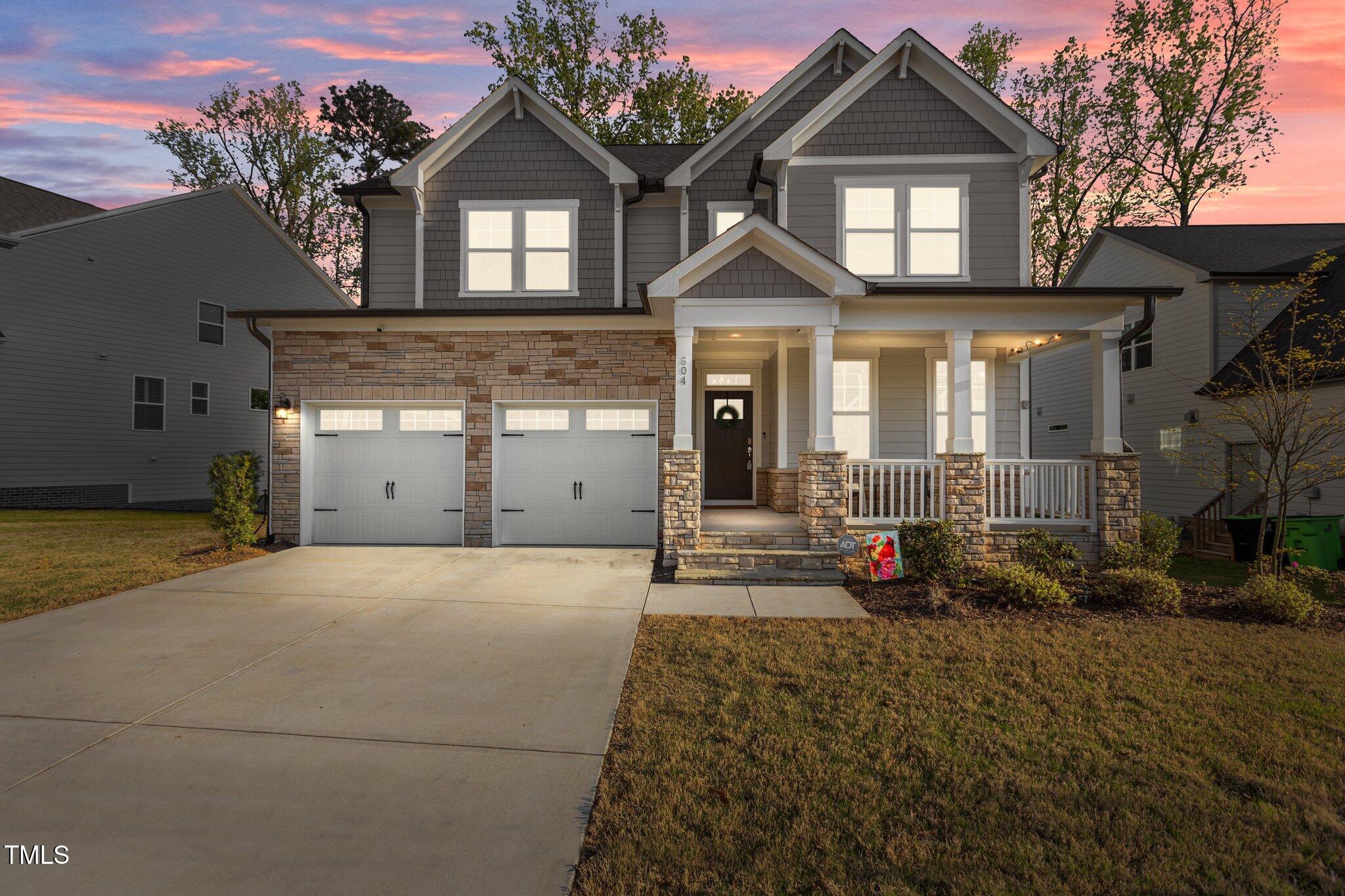 Knightdale, North Carolina, 27545, United States, 4 Bedrooms Bedrooms, ,4 BathroomsBathrooms,Residential,For Sale,1827793