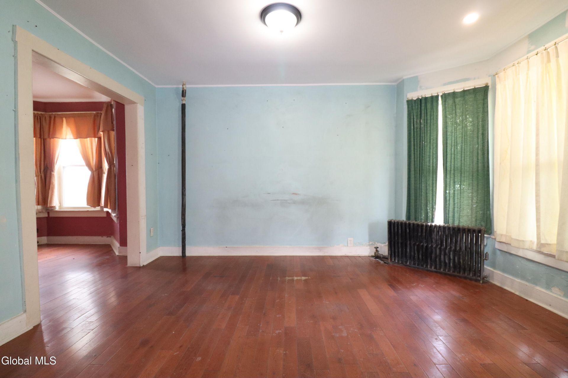 Daggett Ter, Schenectady, NY 12307 #1