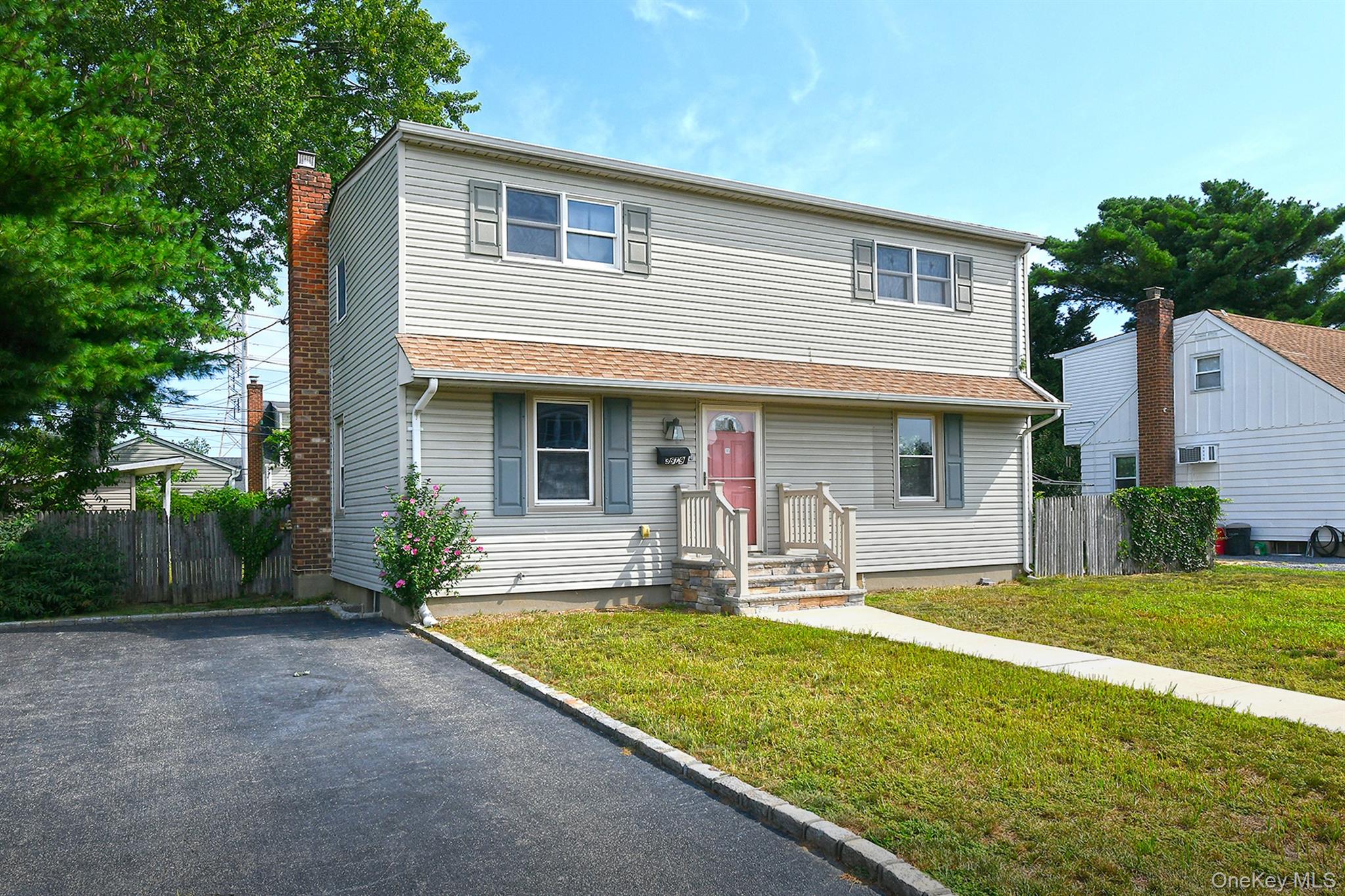 Lark St, Levittown, NY 11756 #1