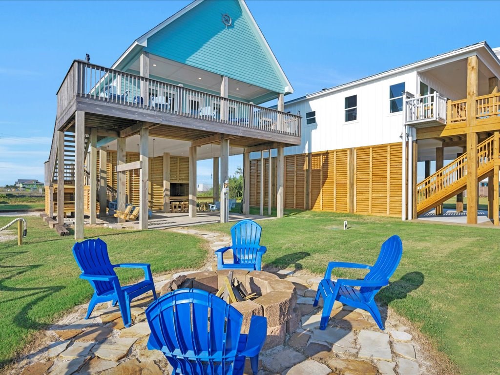 Gilchrist, Texas, 77617, United States, 3 Bedrooms Bedrooms, ,3 BathroomsBathrooms,Residential,For Sale,1978156