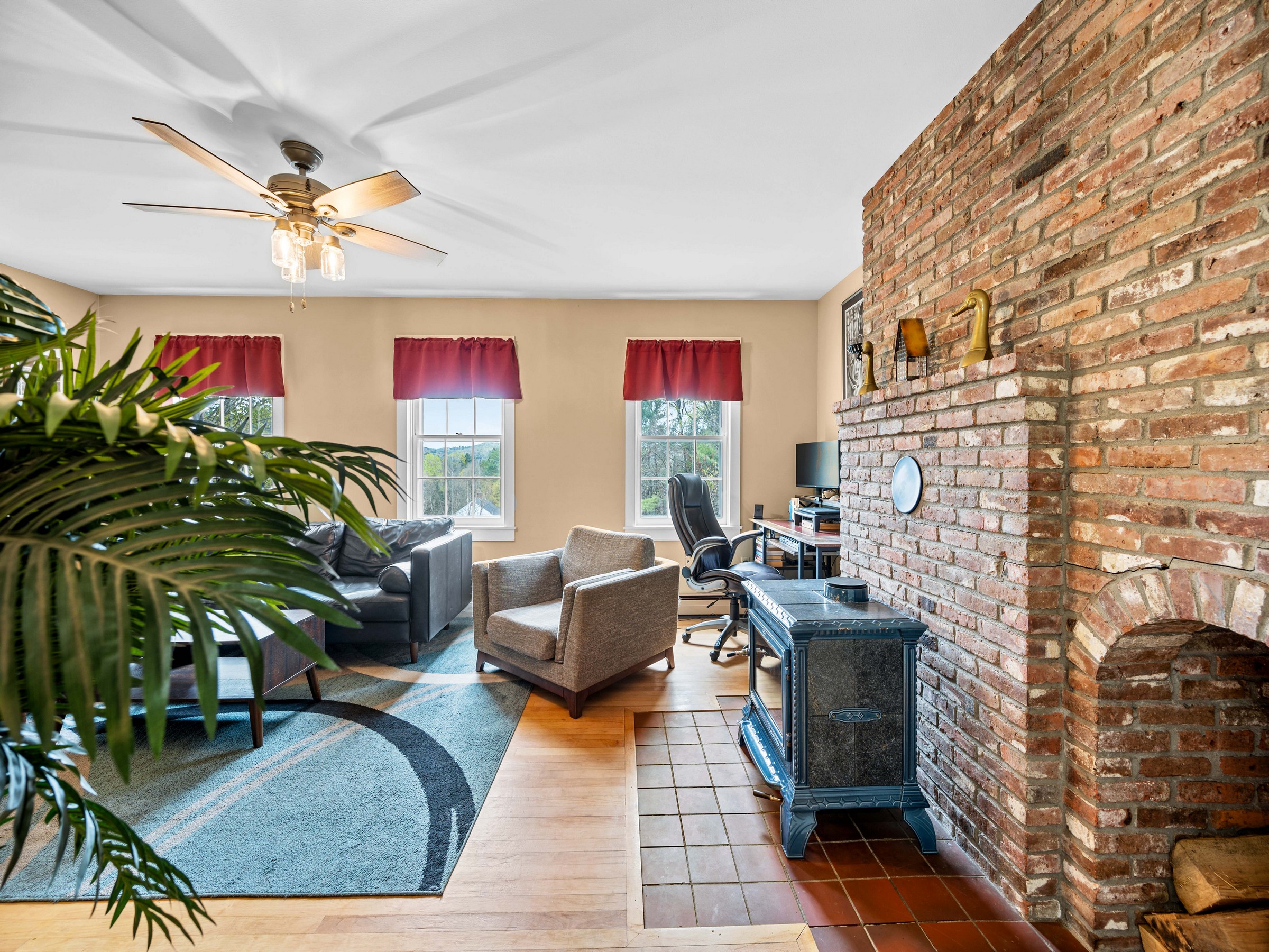  92 Coolidge Circle - 物件實景