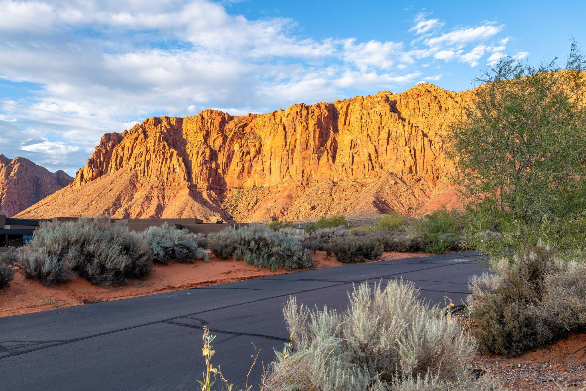 Ivins, Utah, 84738, United States, ,Residential,For Sale,1974529