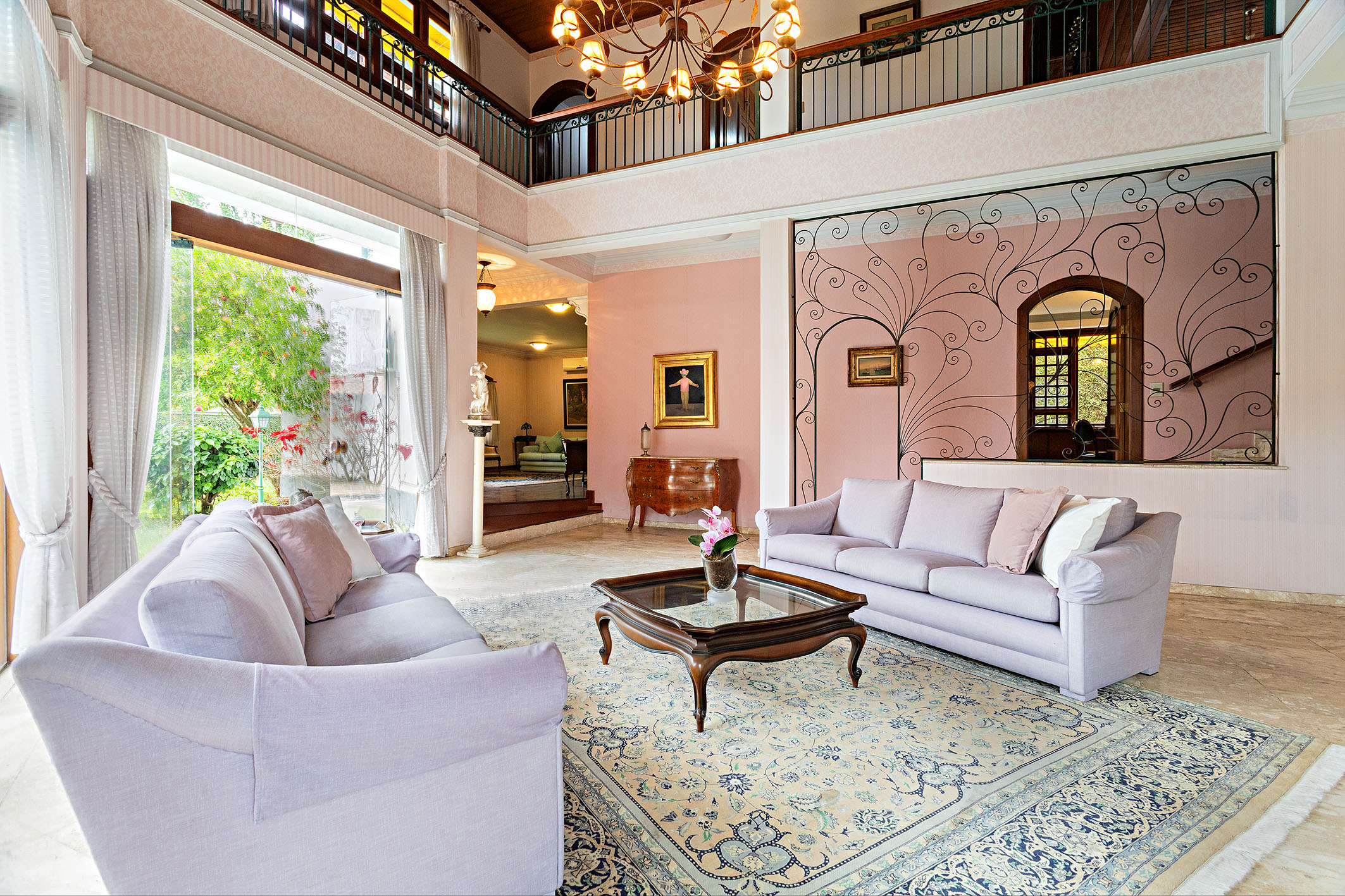  Neoclassical house in gated community with pool and elevator - 物件實景