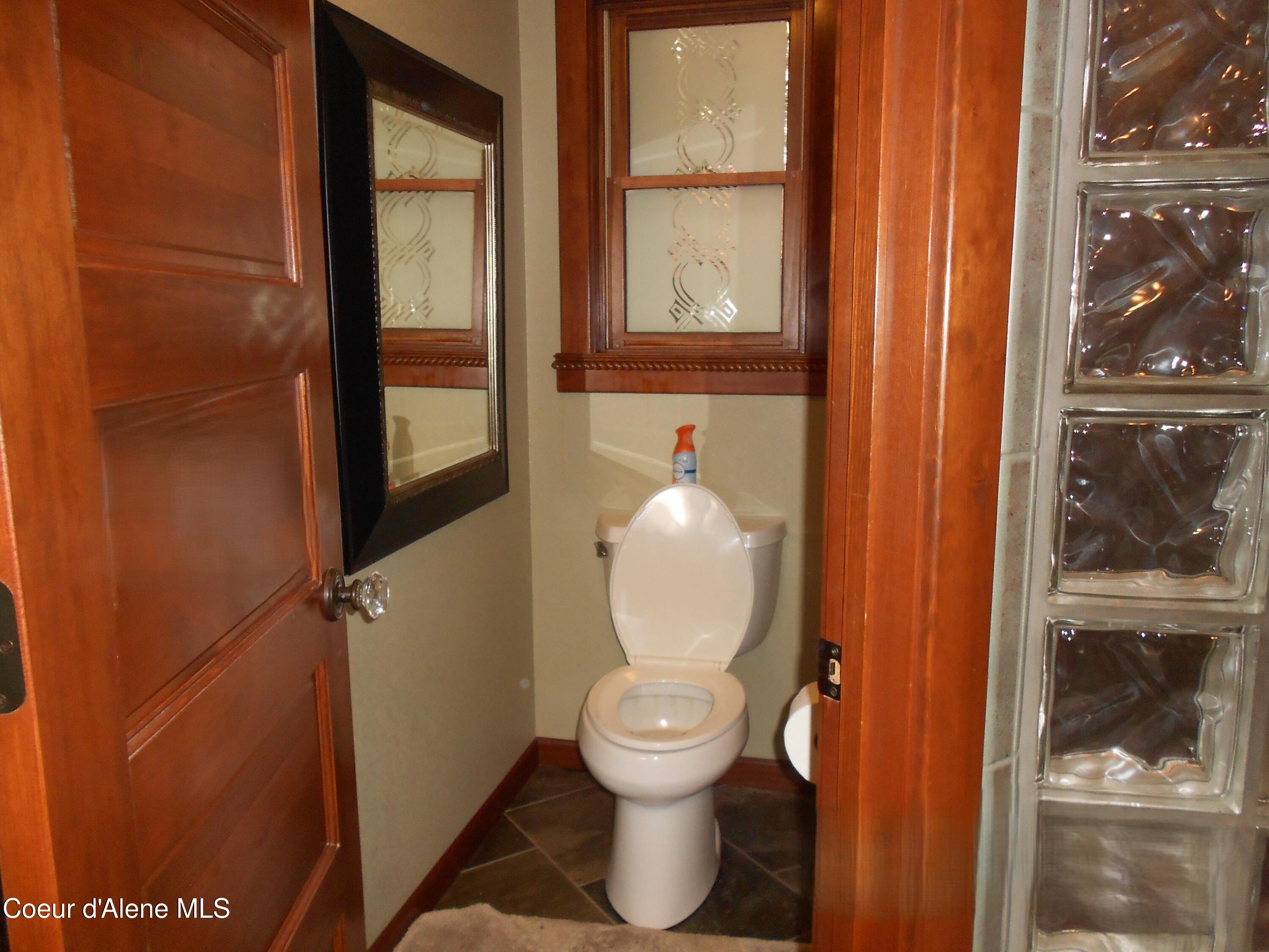 Coeur d'Alene, Idaho, 83814, United States, 4 Bedrooms Bedrooms, ,3 BathroomsBathrooms,Residential,For Sale,2012550