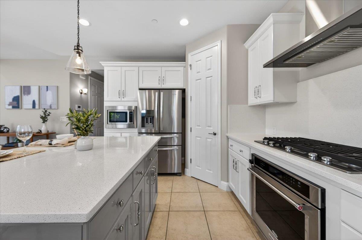 Fresno, California, 93730, United States, 3 Bedrooms Bedrooms, ,3 BathroomsBathrooms,Residential,For Sale,2008537