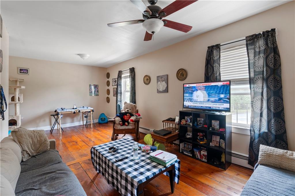 Burrillville, Rhode Island, 02830, United States, 7 Bedrooms Bedrooms, ,4 BathroomsBathrooms,Residential,For Sale,2006164