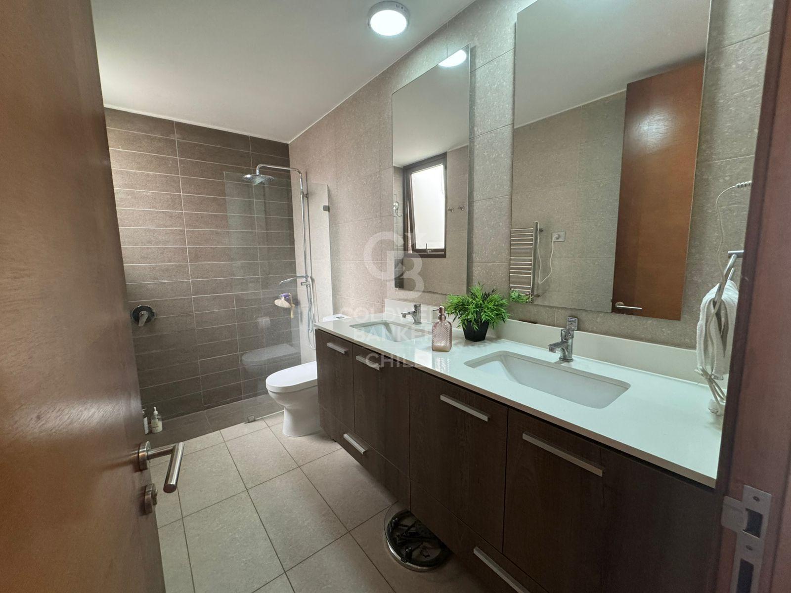 Colina, Chile, 4 Bedrooms Bedrooms, ,3 BathroomsBathrooms,Residential,For Sale,1690669