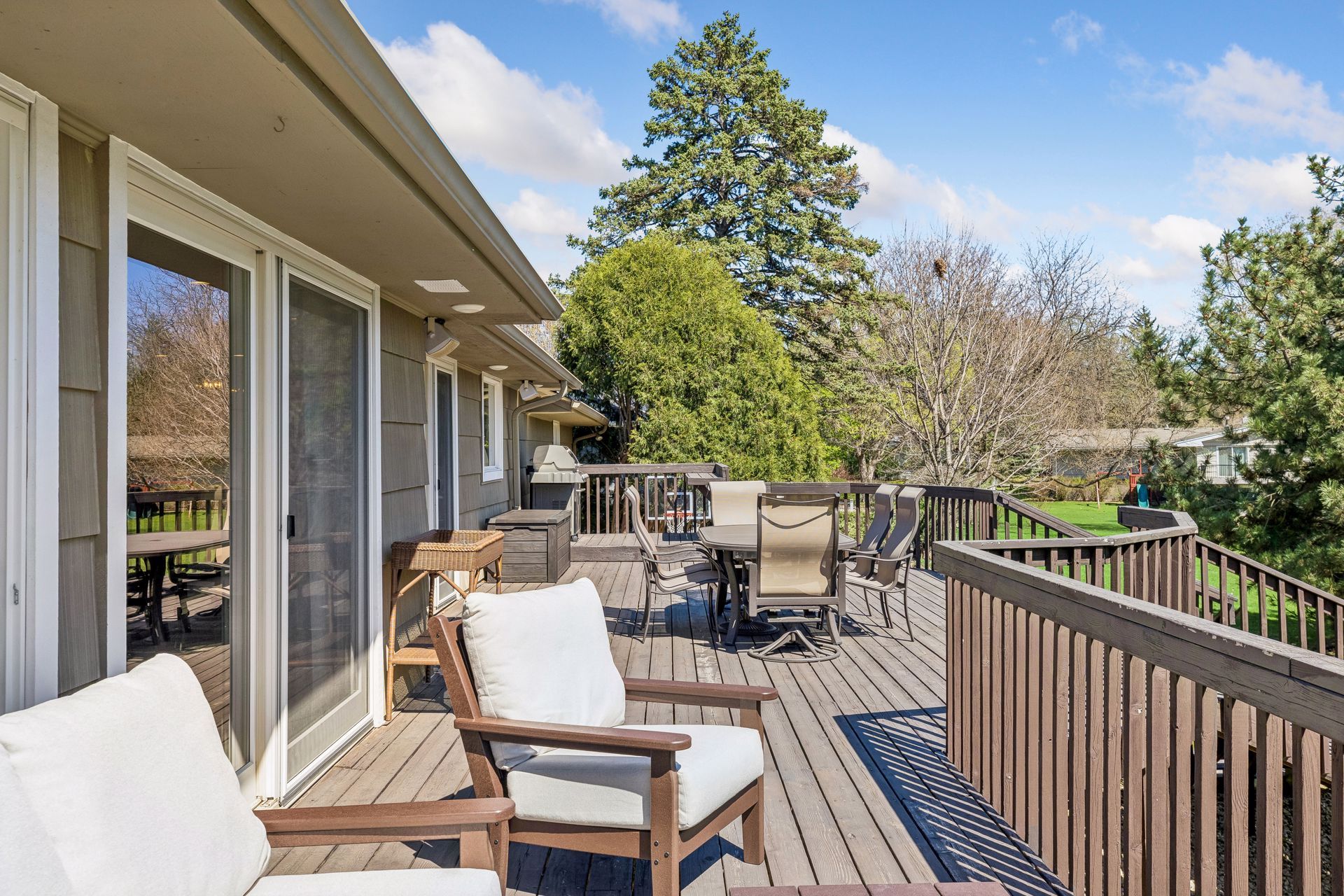  Updated Rambler in Edina with Stunning Pond Views - 物件實景