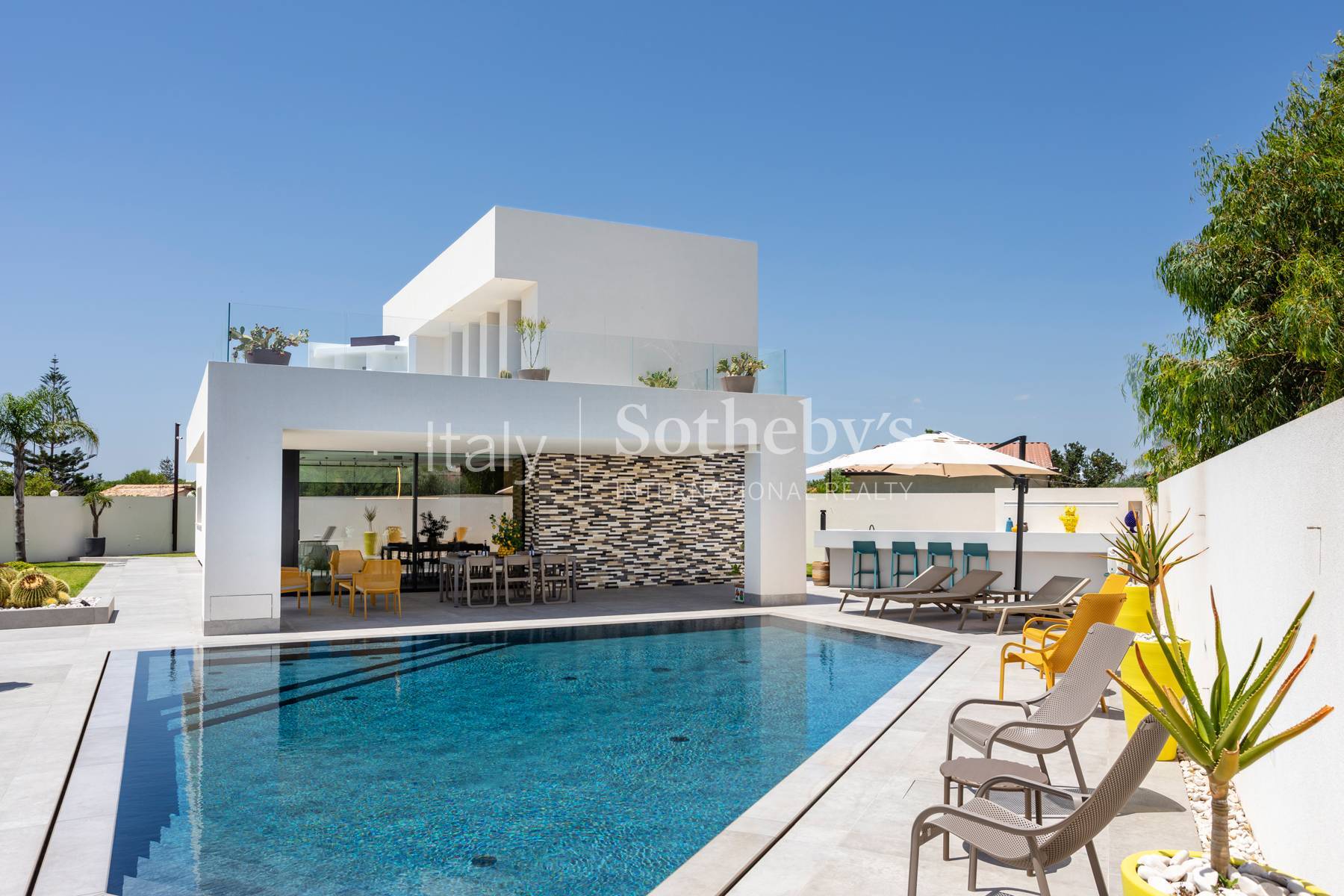  Modern design villa facing the sea - 物件實景