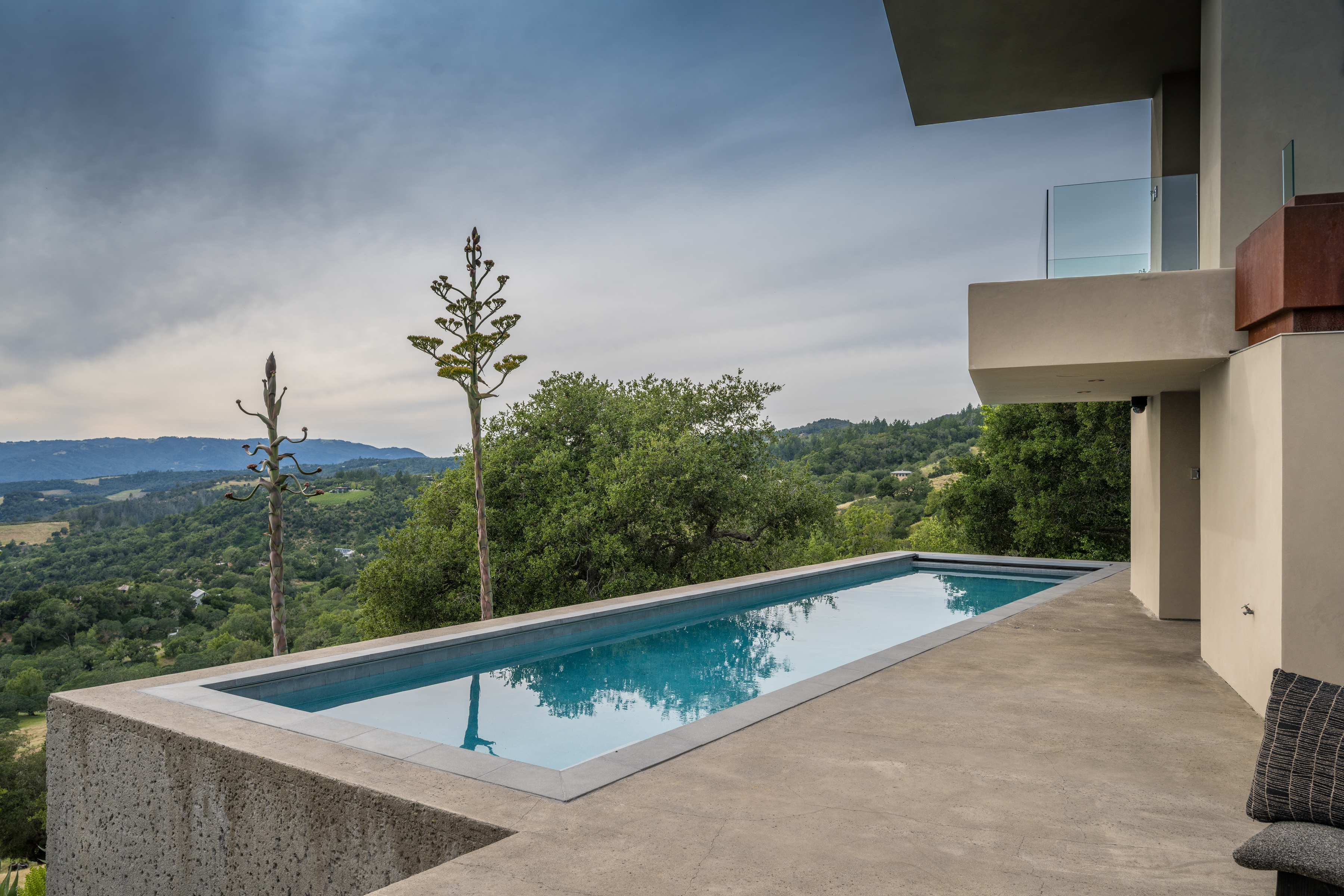  3866 Lovall Valley Road - 物件實景