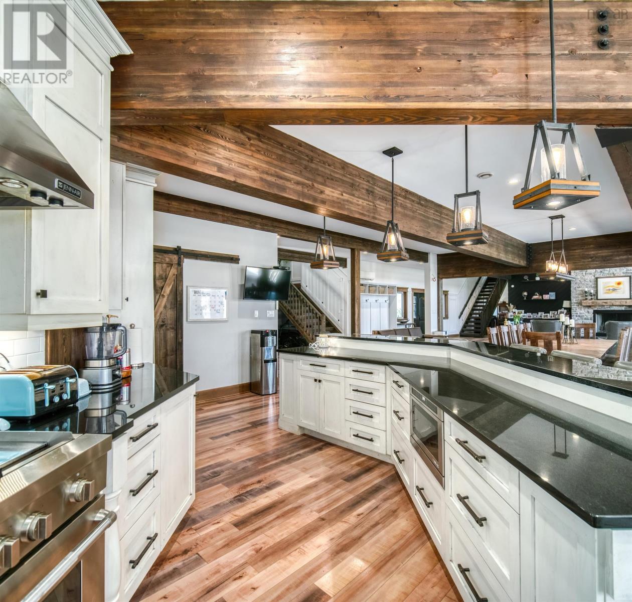LAKE LOON, Nova Scotia, B2W 6C8, CA, 6 Bedrooms Bedrooms, ,6 BathroomsBathrooms,Residential,For Sale,1836689