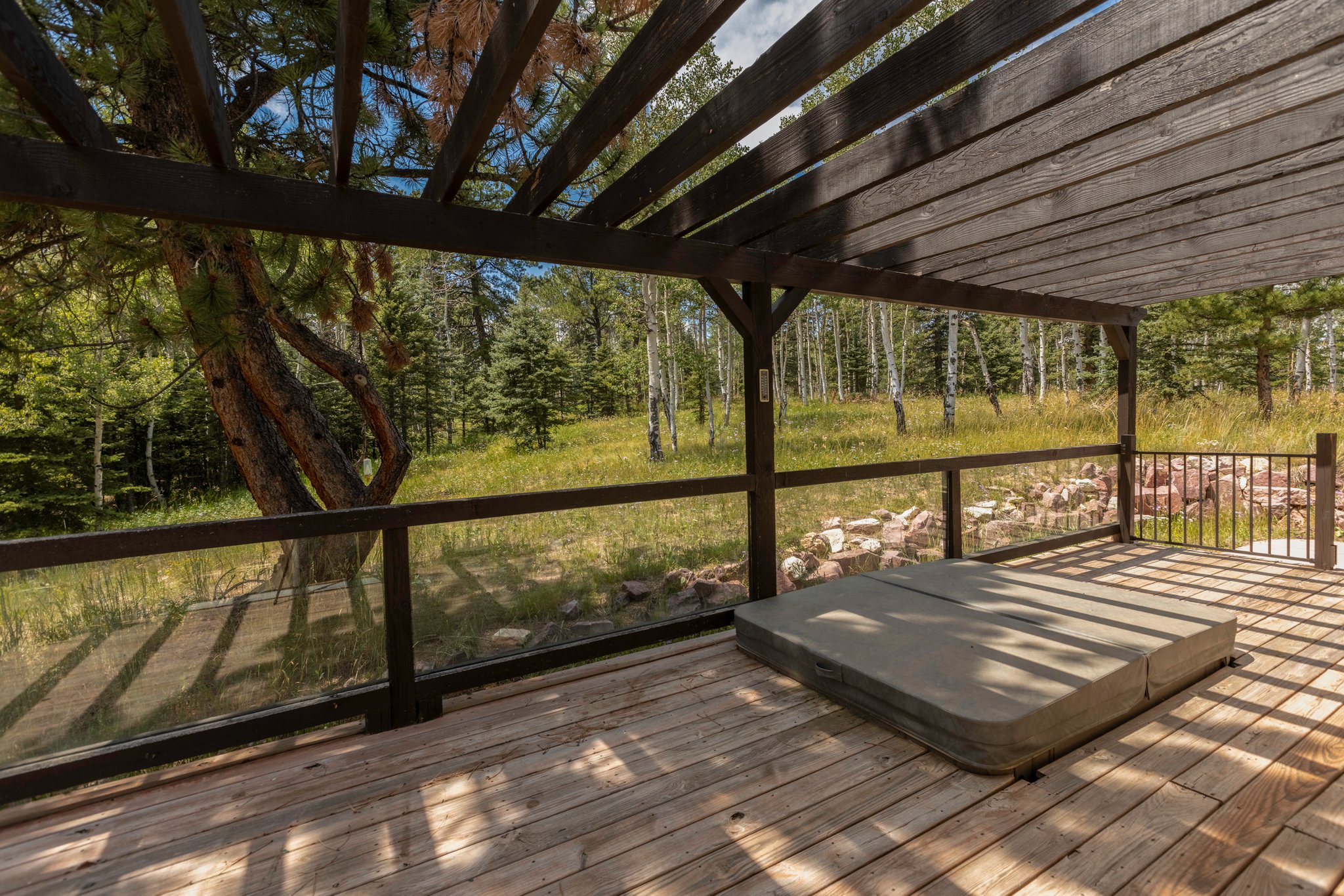 Divide, Colorado, 80814, United States, 3 Bedrooms Bedrooms, ,2 BathroomsBathrooms,Residential,For Sale,1918151