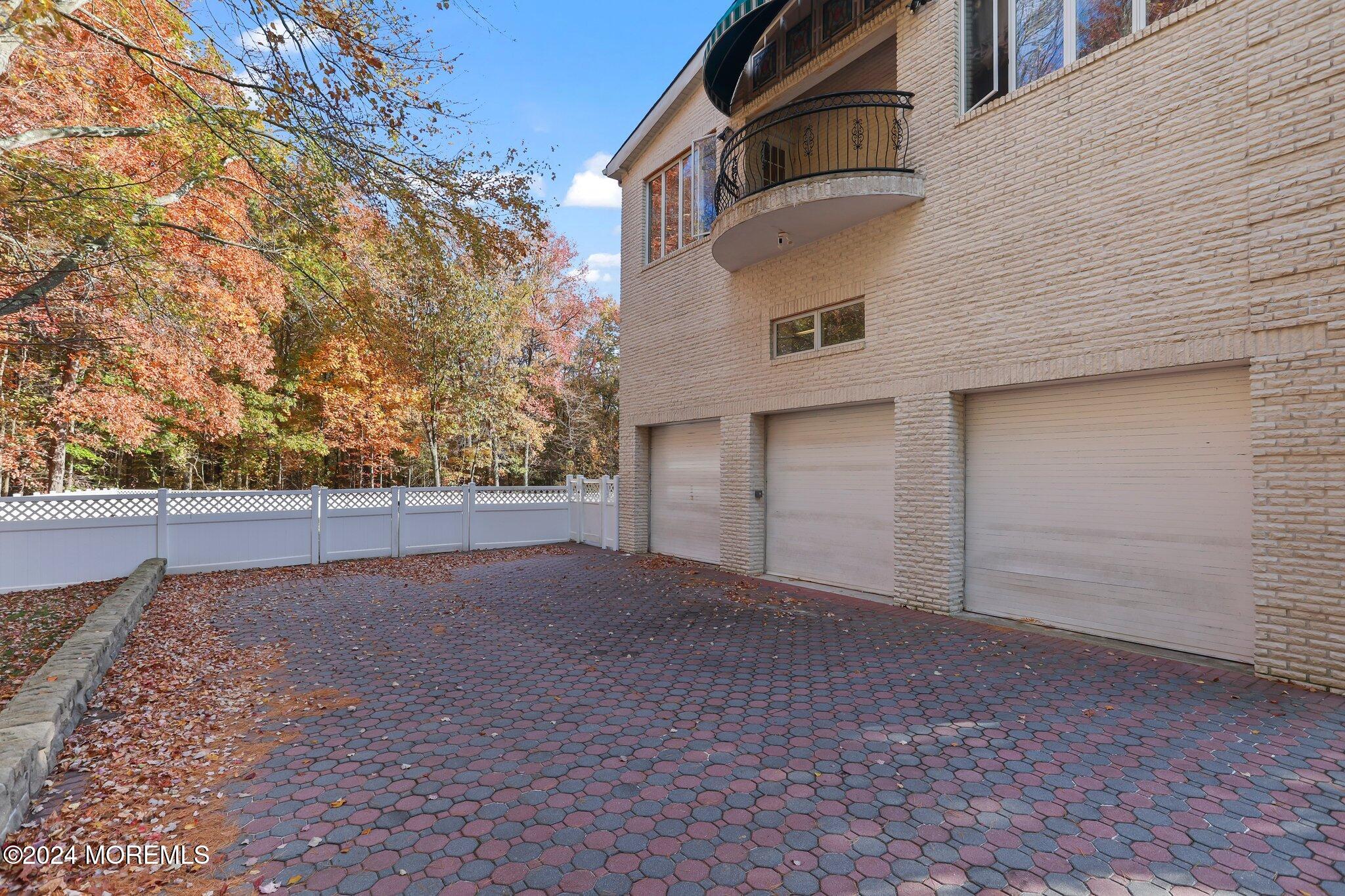 Morganville, New Jersey, 07751, United States, 6 Bedrooms Bedrooms, ,8 BathroomsBathrooms,Residential,For Sale,1982169