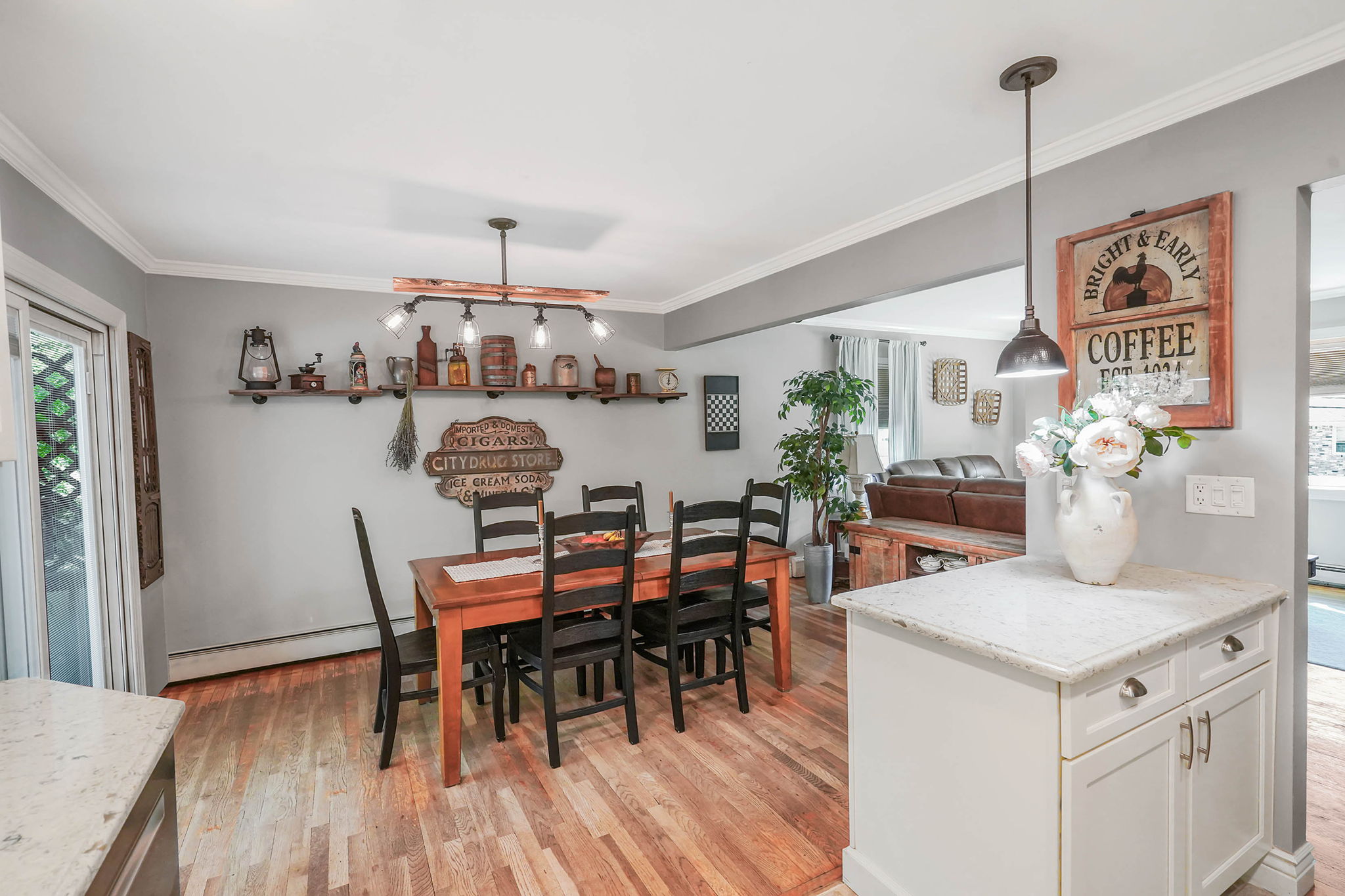 Wading River, New York, 11792, United States, 5 Bedrooms Bedrooms, ,2 BathroomsBathrooms,Residential,For Sale,1943116
