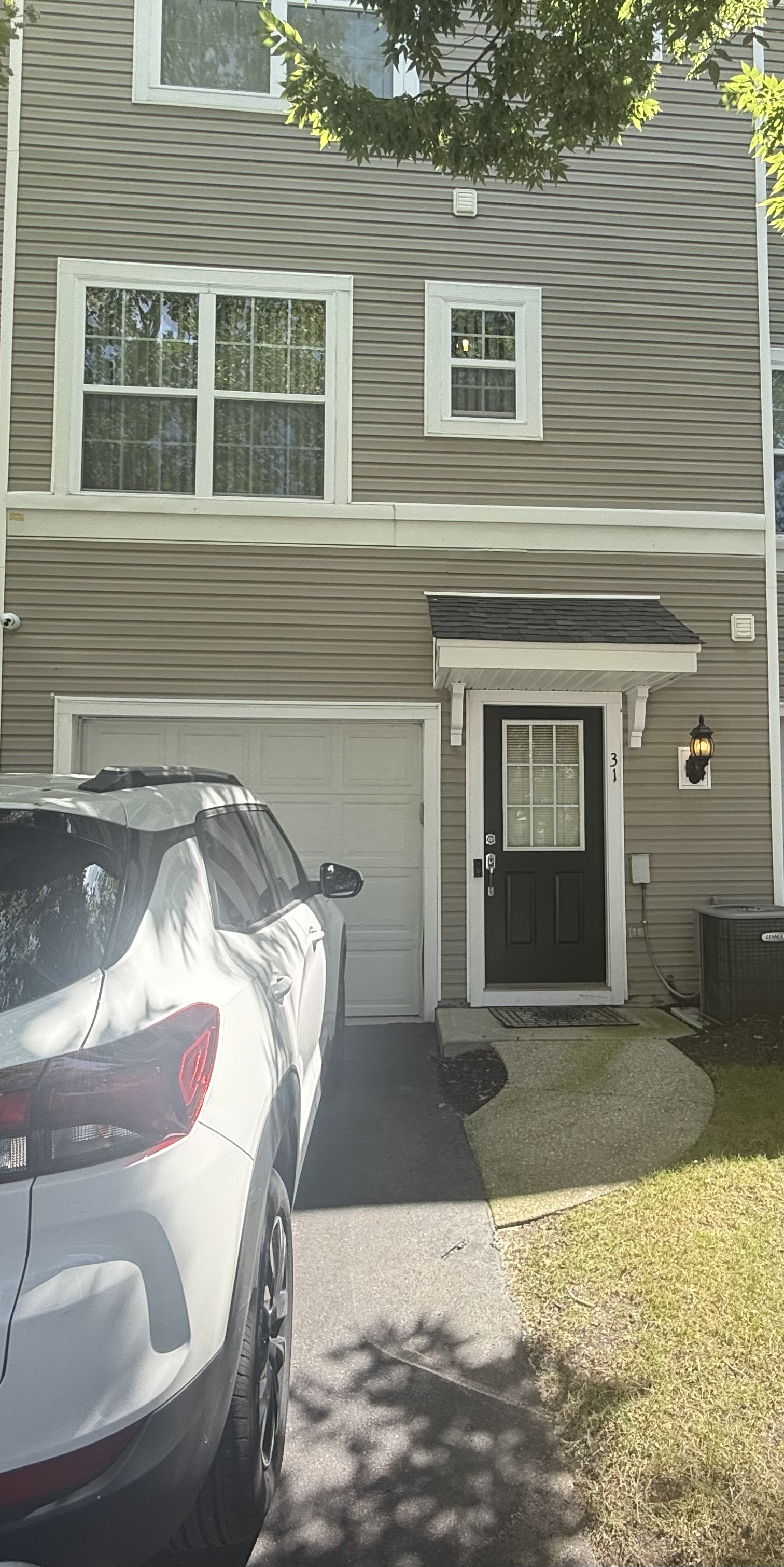 Patchogue, New York, 11772, United States, 2 Bedrooms Bedrooms, ,3 BathroomsBathrooms,Residential,For Sale,1981451