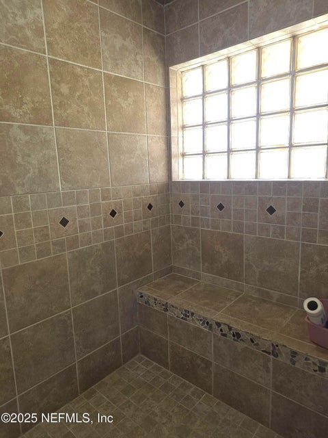 Seville, Florida, 32190, United States, 3 Bedrooms Bedrooms, ,2 BathroomsBathrooms,Residential,For Sale,2005582