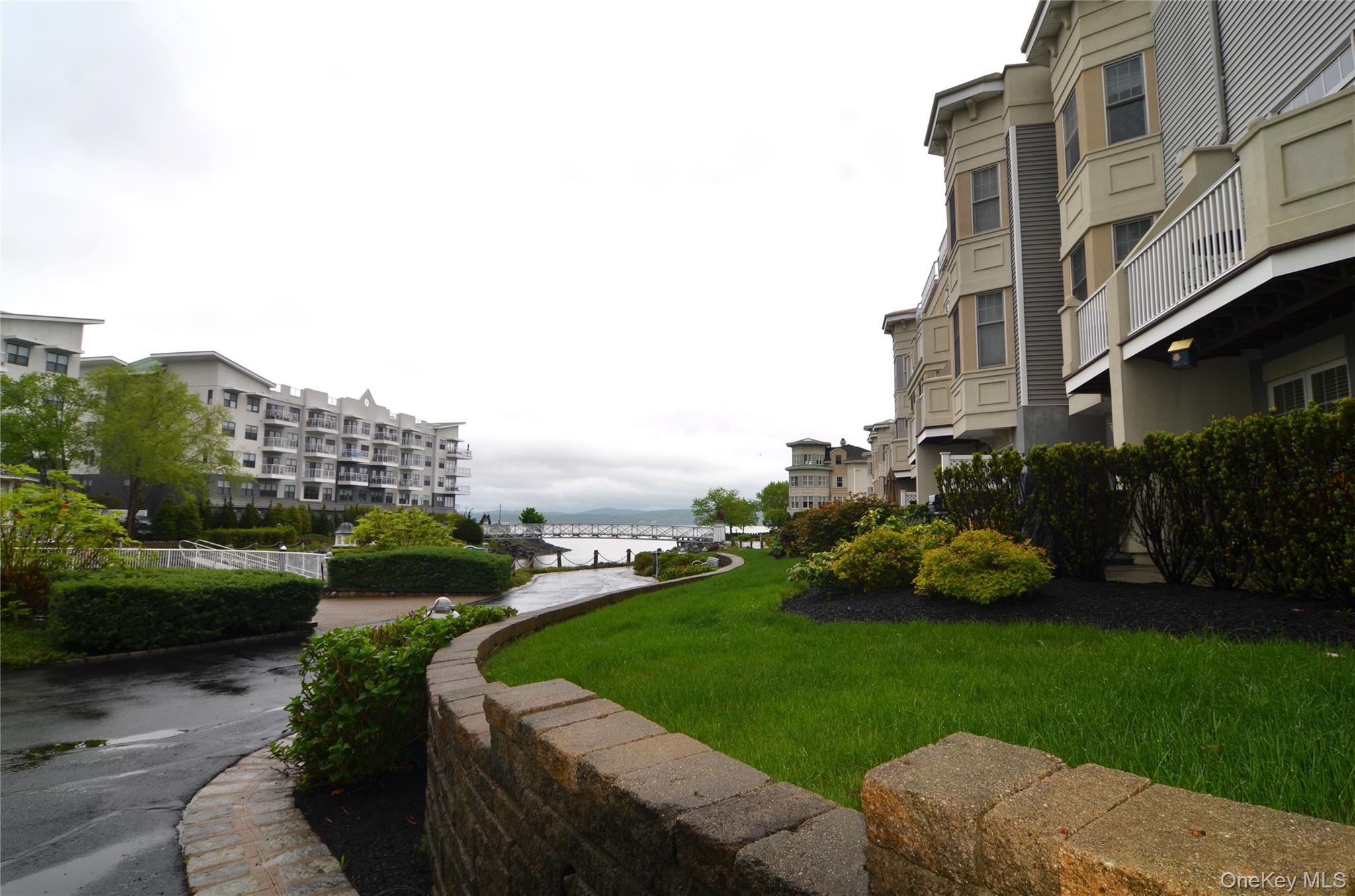 Haverstraw, New York, 10927, United States, 2 Bedrooms Bedrooms, ,2 BathroomsBathrooms,Residential,For Sale,1961426