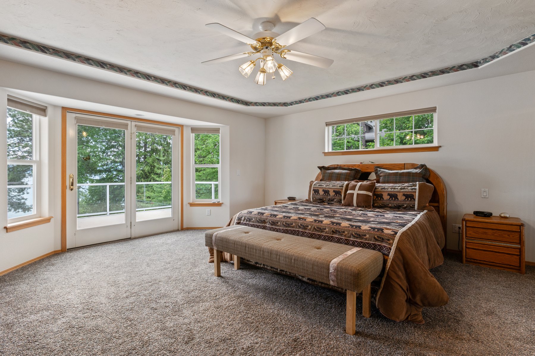 Sandpoint, Idaho, 83864, United States, 4 Bedrooms Bedrooms, ,4 BathroomsBathrooms,Residential,For Sale,1834691