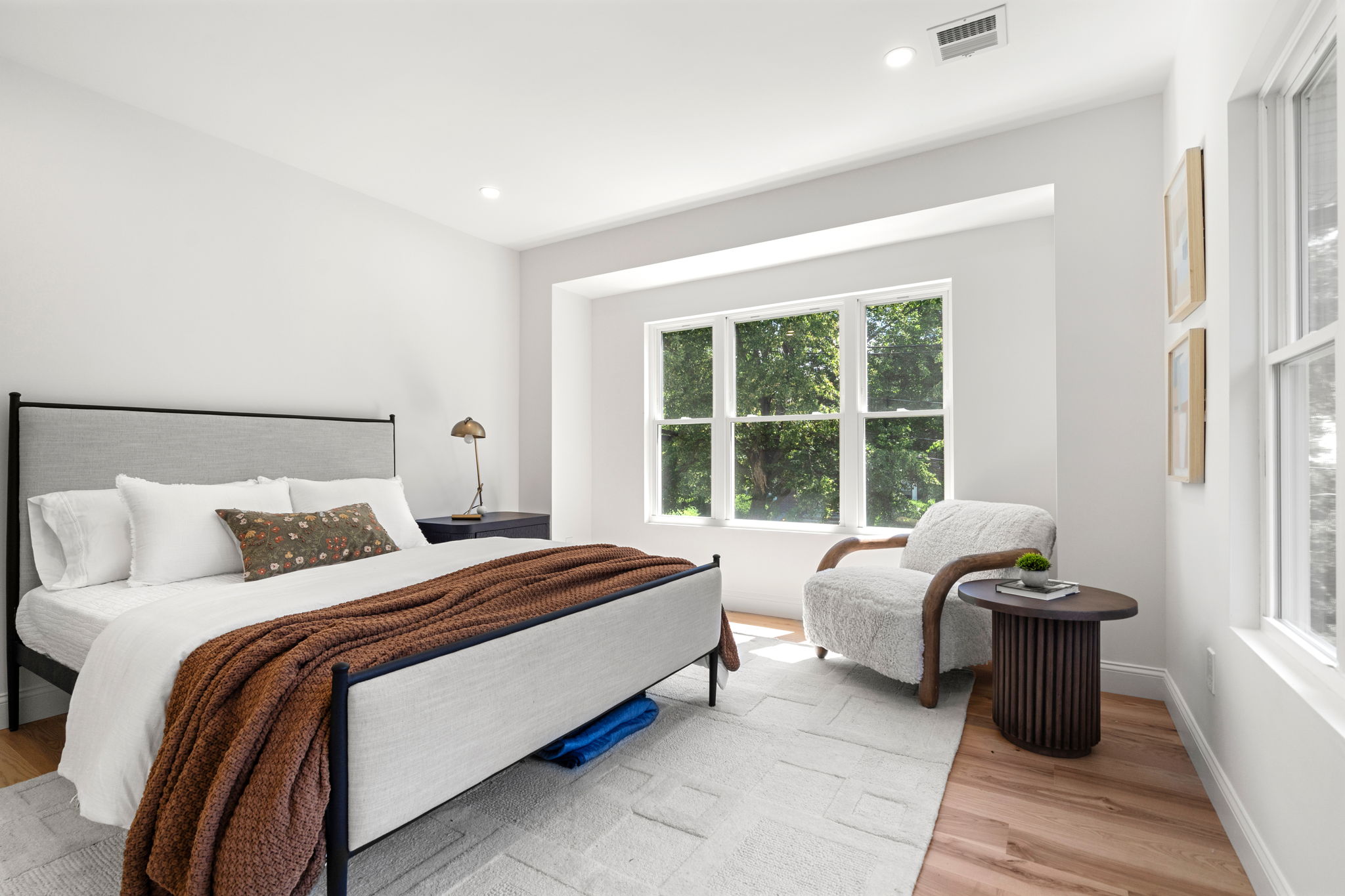  68 Barnard Avenue, Watertown, MA, 02472 - 物件實景