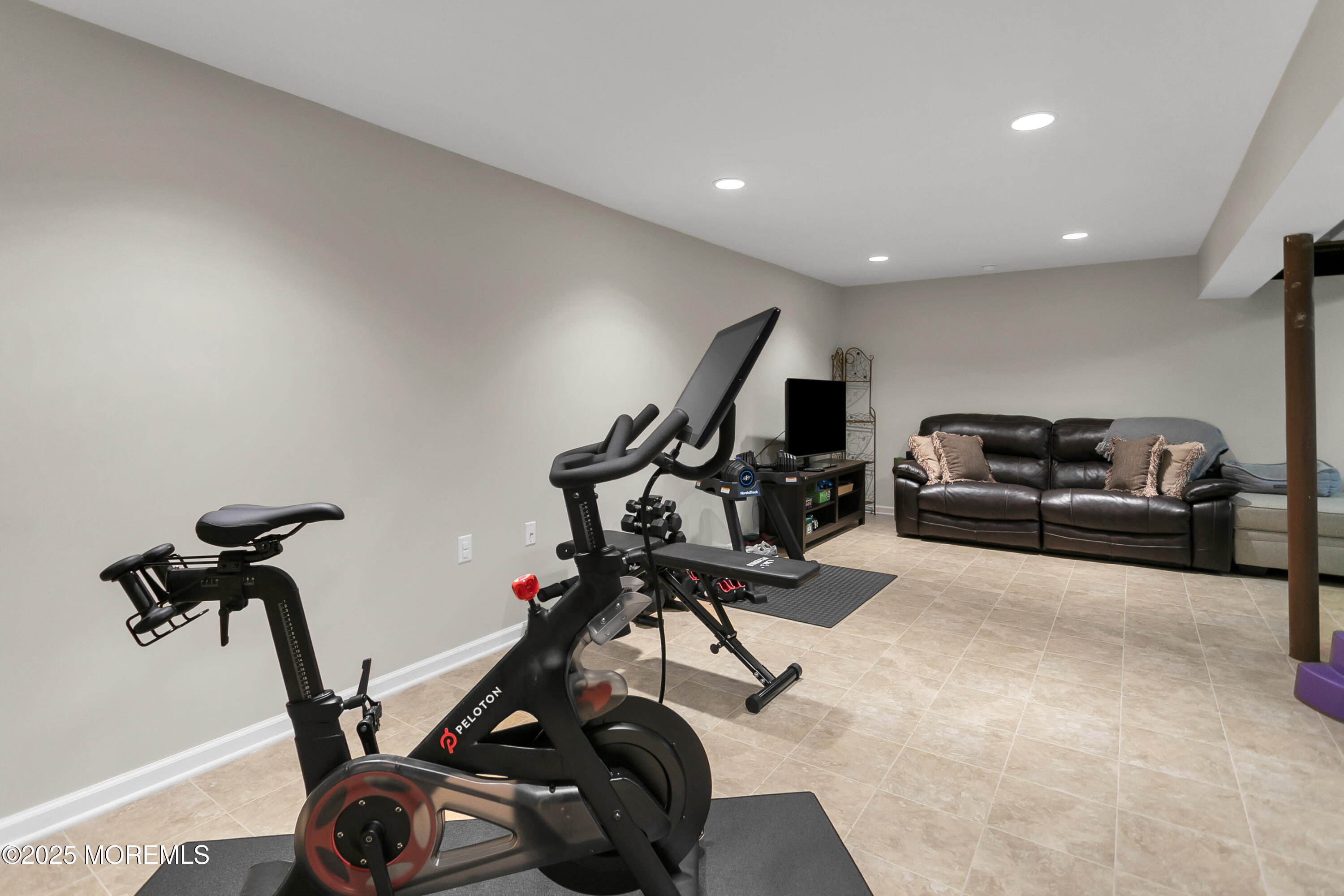 Middletown, New Jersey, 07748, United States, 4 Bedrooms Bedrooms, ,3 BathroomsBathrooms,Residential,For Sale,1908031