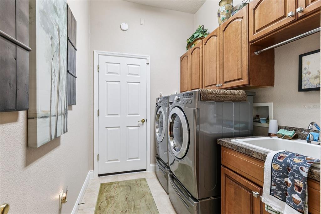 Brooksville, Florida, 34604, United States, 3 Bedrooms Bedrooms, ,2 BathroomsBathrooms,Residential,For Sale,1899949