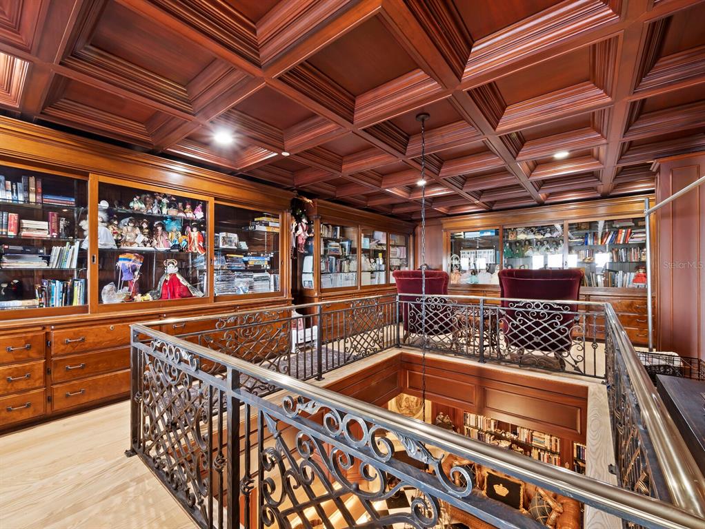 Longboat Key, Florida, 34228, United States, 8 Bedrooms Bedrooms, ,10 BathroomsBathrooms,Residential,For Sale,1997316