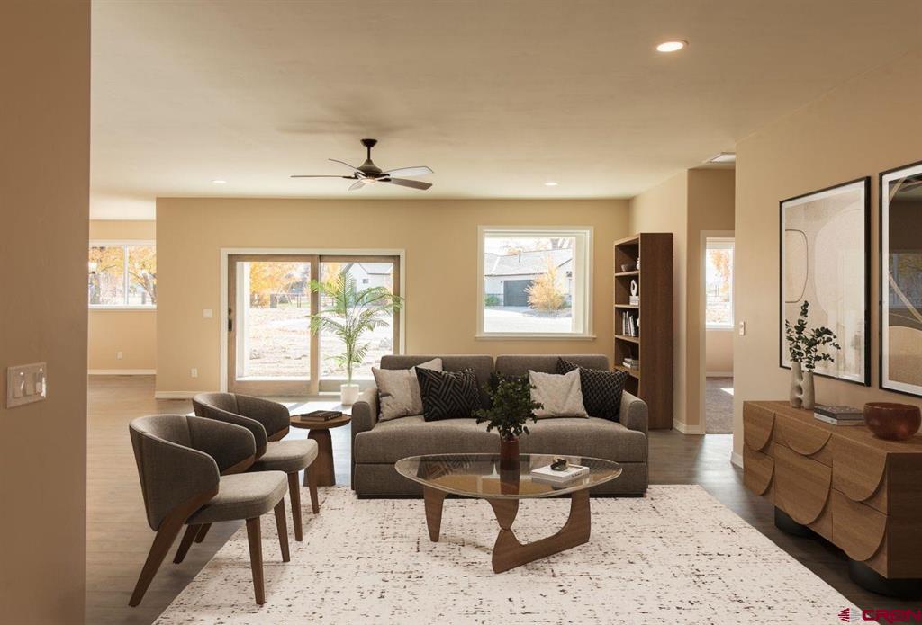 Montrose, Colorado, 81401, United States, 3 Bedrooms Bedrooms, ,2 BathroomsBathrooms,Residential,For Sale,1994283