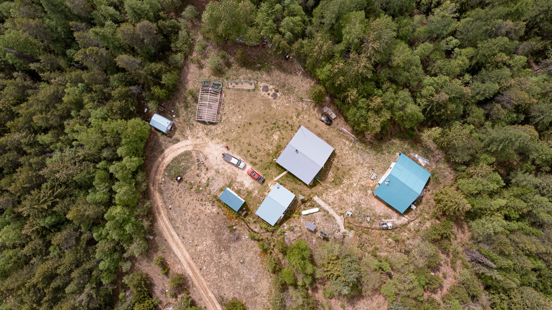 Naples, Idaho, 83847, United States, 2 Bedrooms Bedrooms, ,1 BathroomBathrooms,Residential,For Sale,1979957