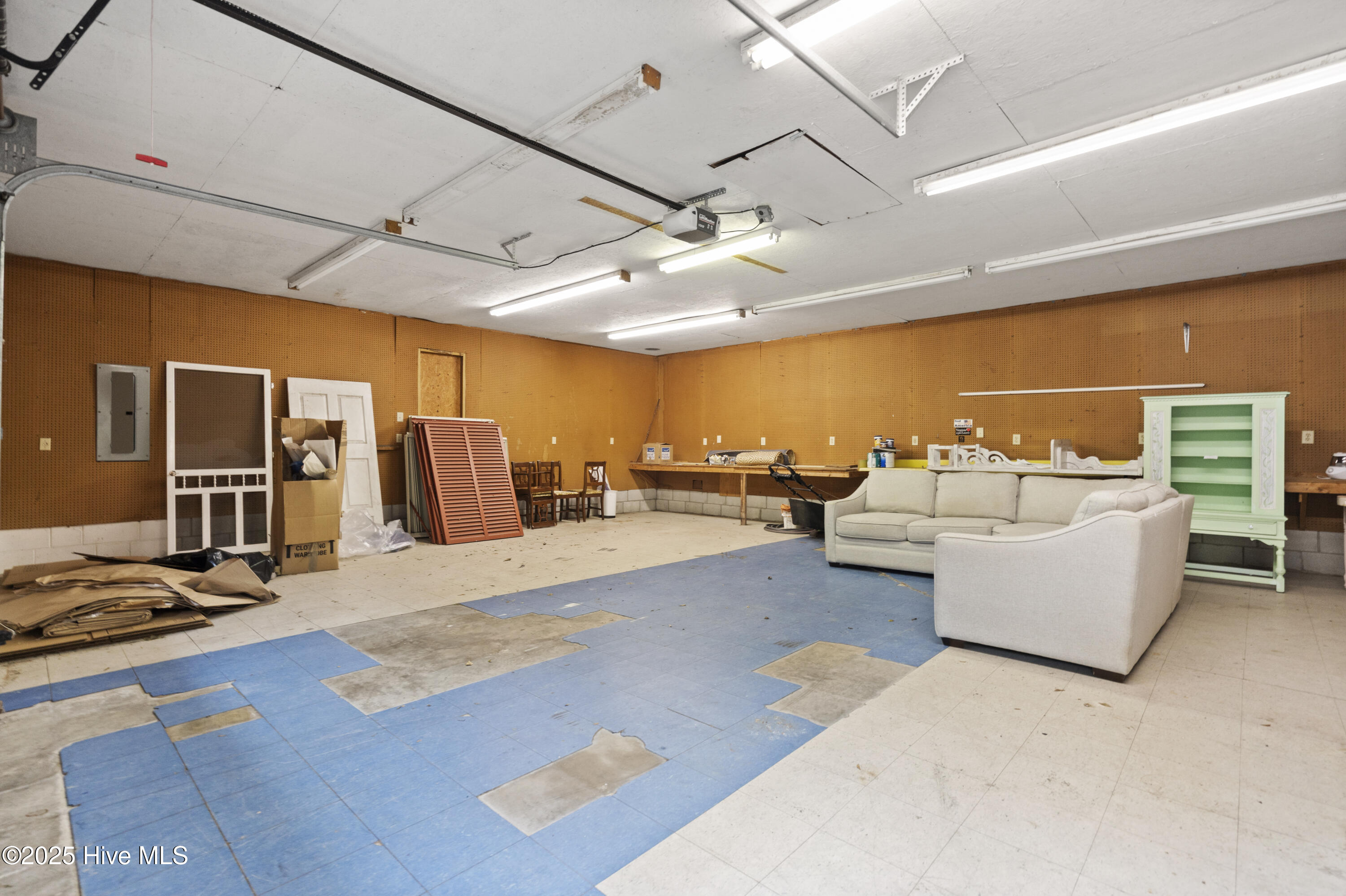 Emerald Isle, North Carolina, 28594, United States, 3 Bedrooms Bedrooms, ,3 BathroomsBathrooms,Residential,For Sale,1991113