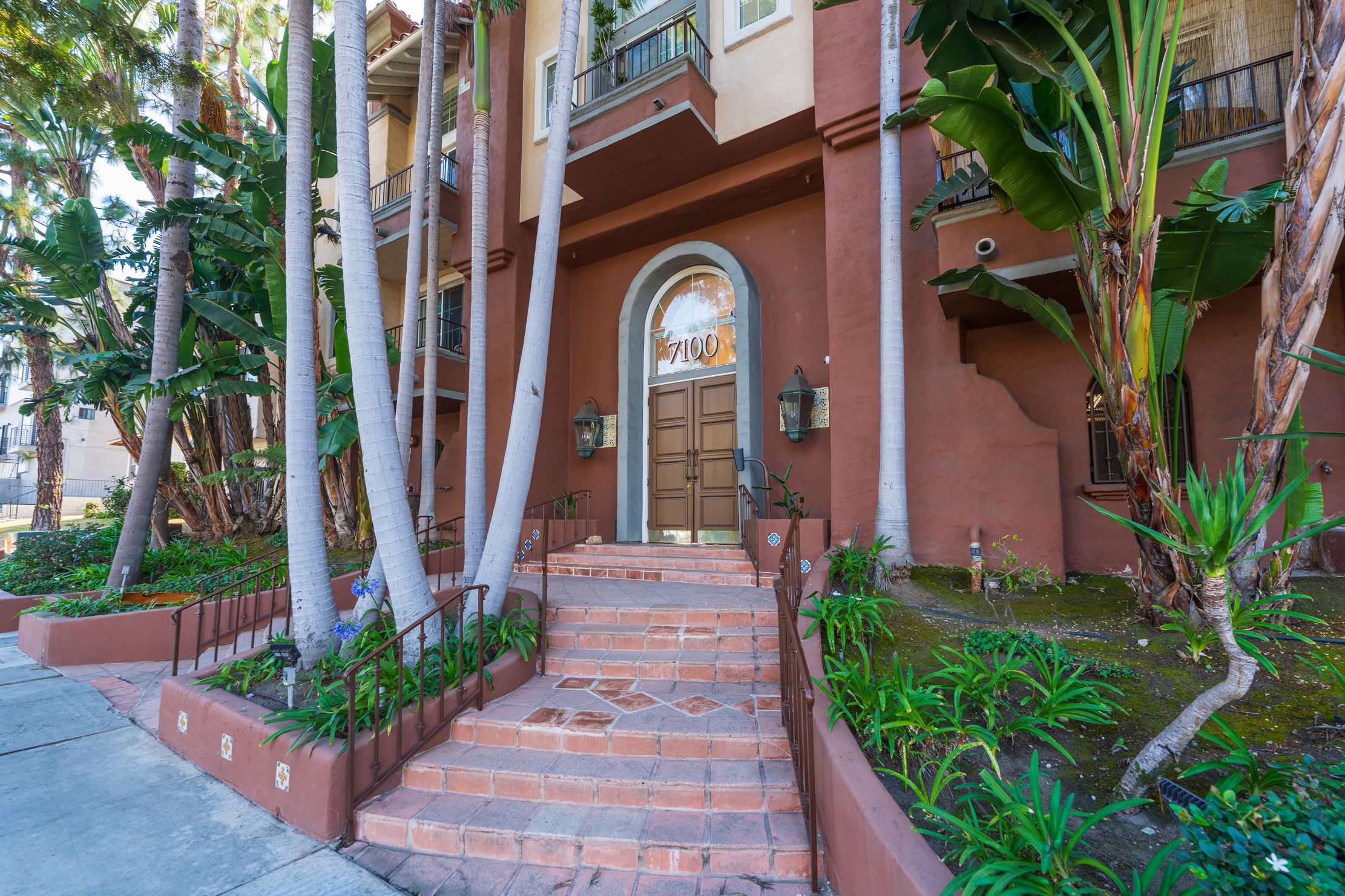  7100 La Tijera Boulevard, Los Angeles, CA 90045 - 物件實景